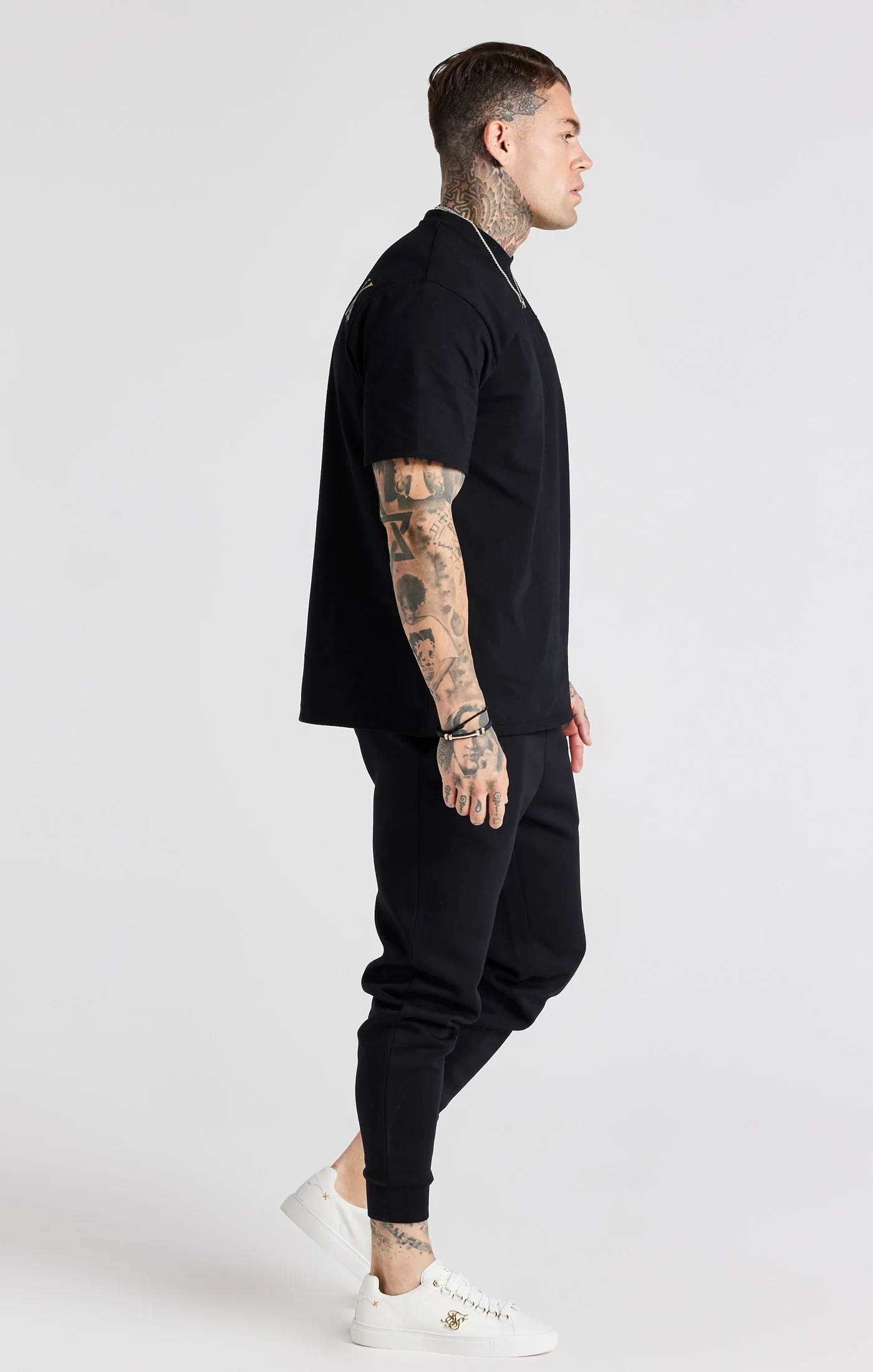 Black Floral Embroidered Oversized T-Shirt - Image 5