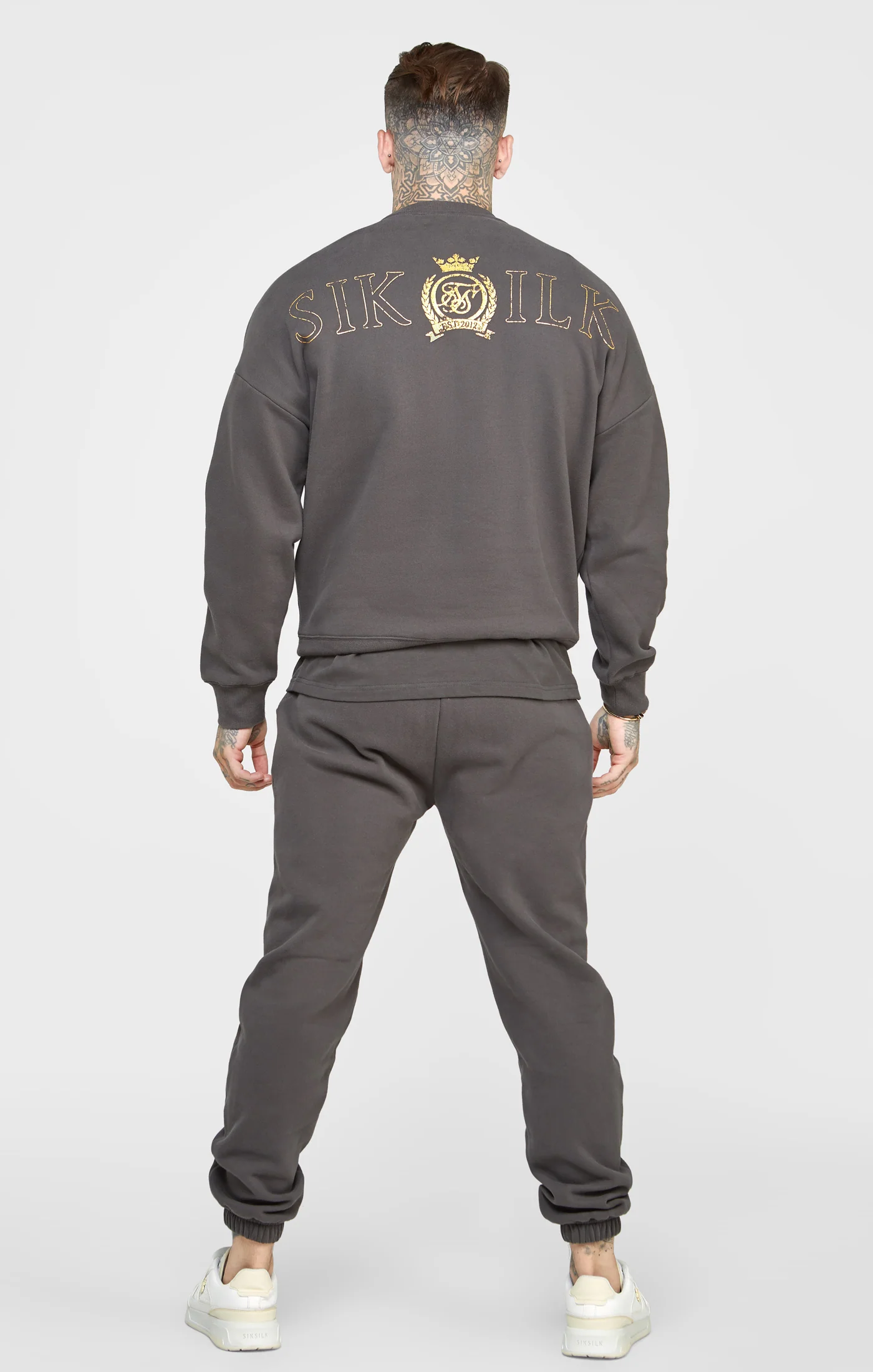 Black And Gold Crew - Image 5