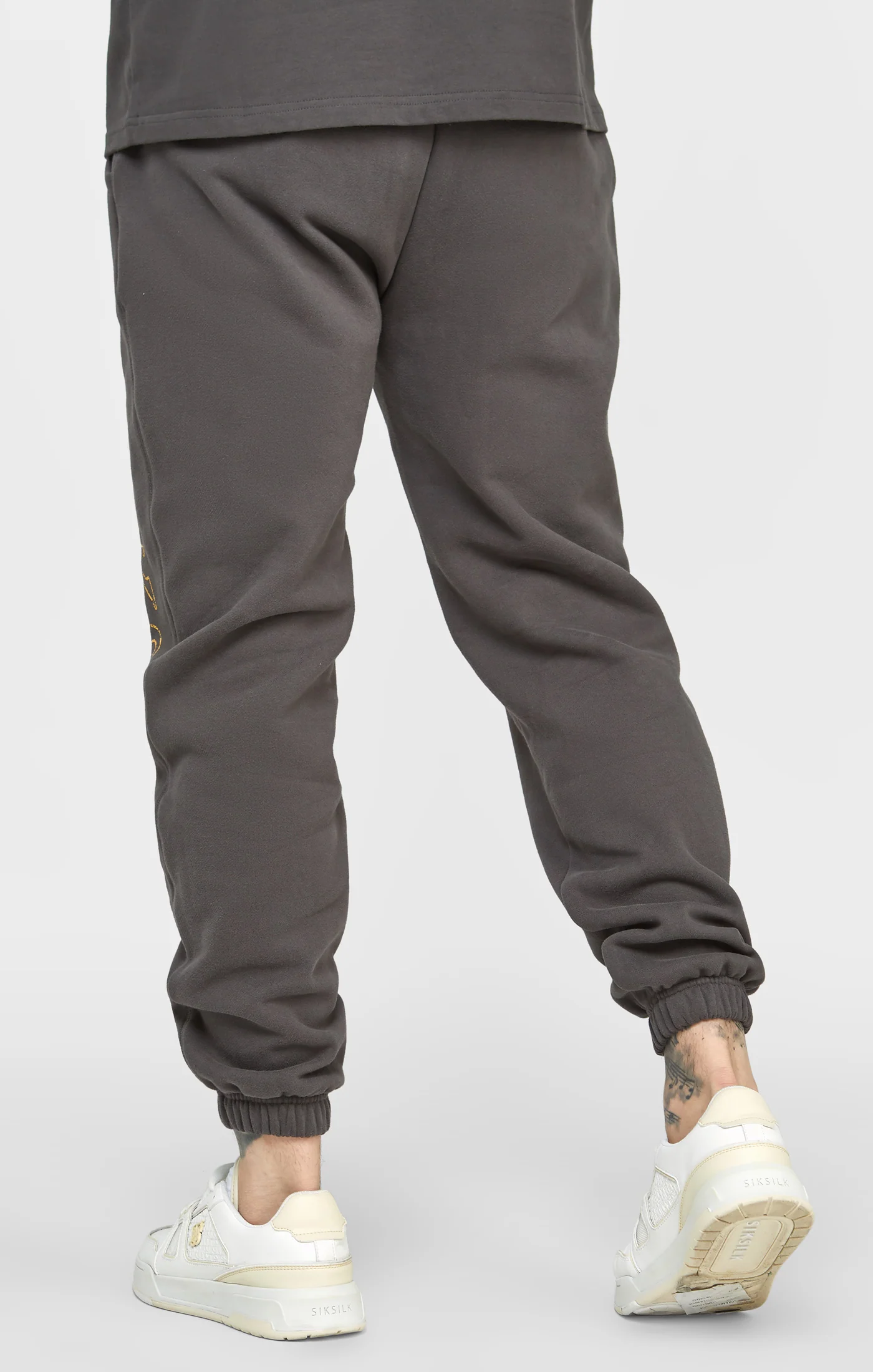 Black & Gold Relaxed Jogger - Image 4