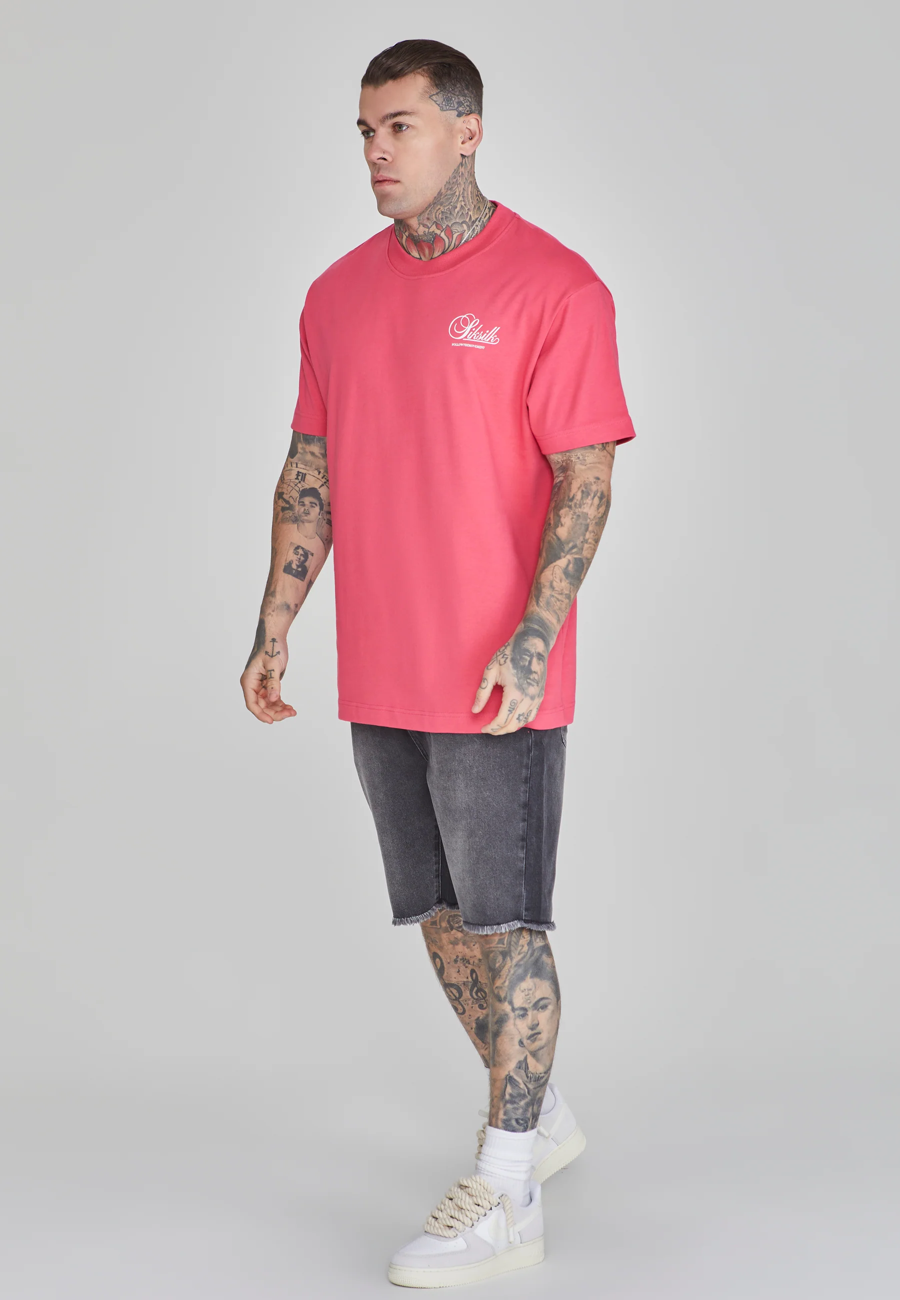 Pink Graphic T-Shirt - Image 4