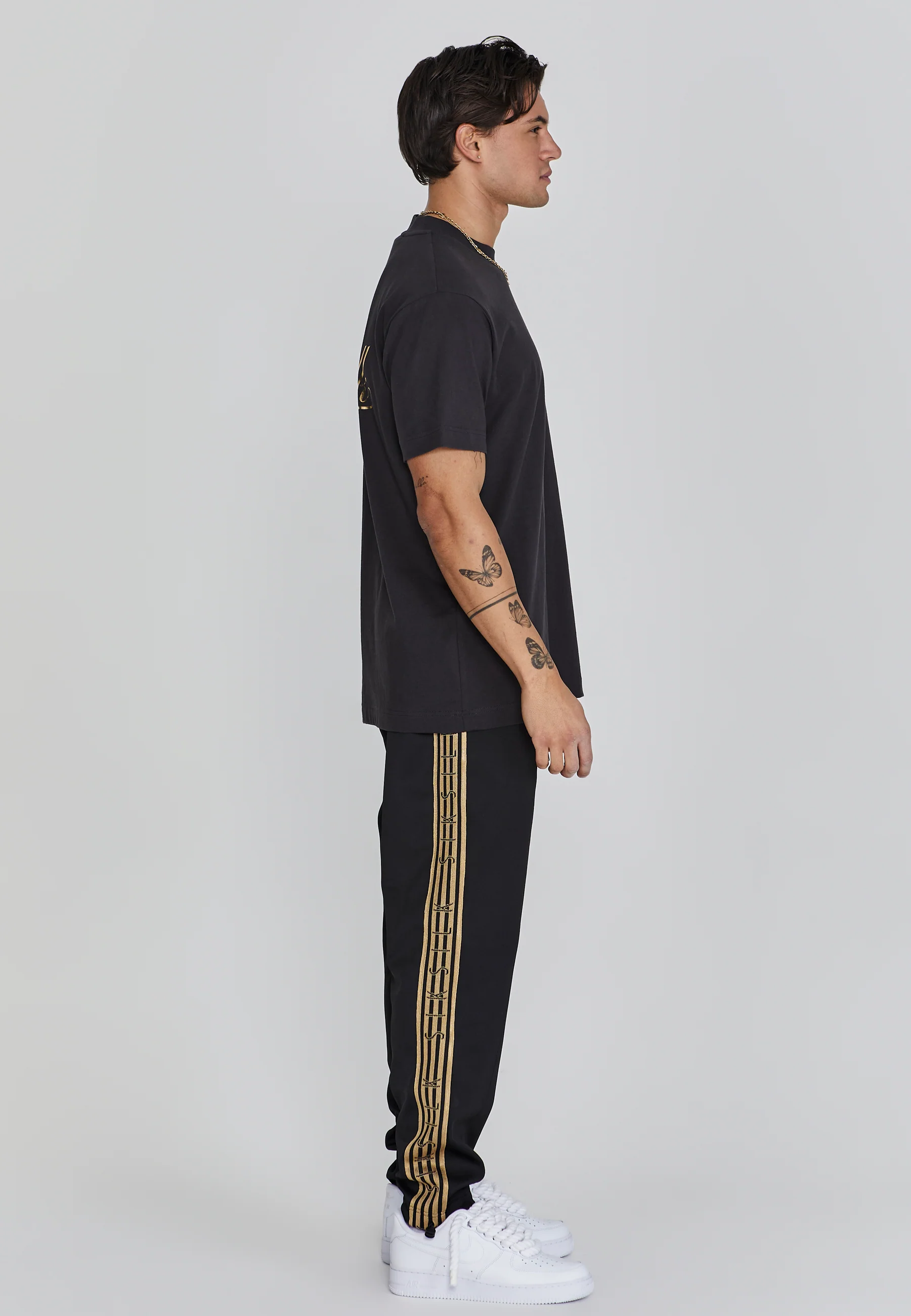 Black Graphic T-Shirt - Image 4