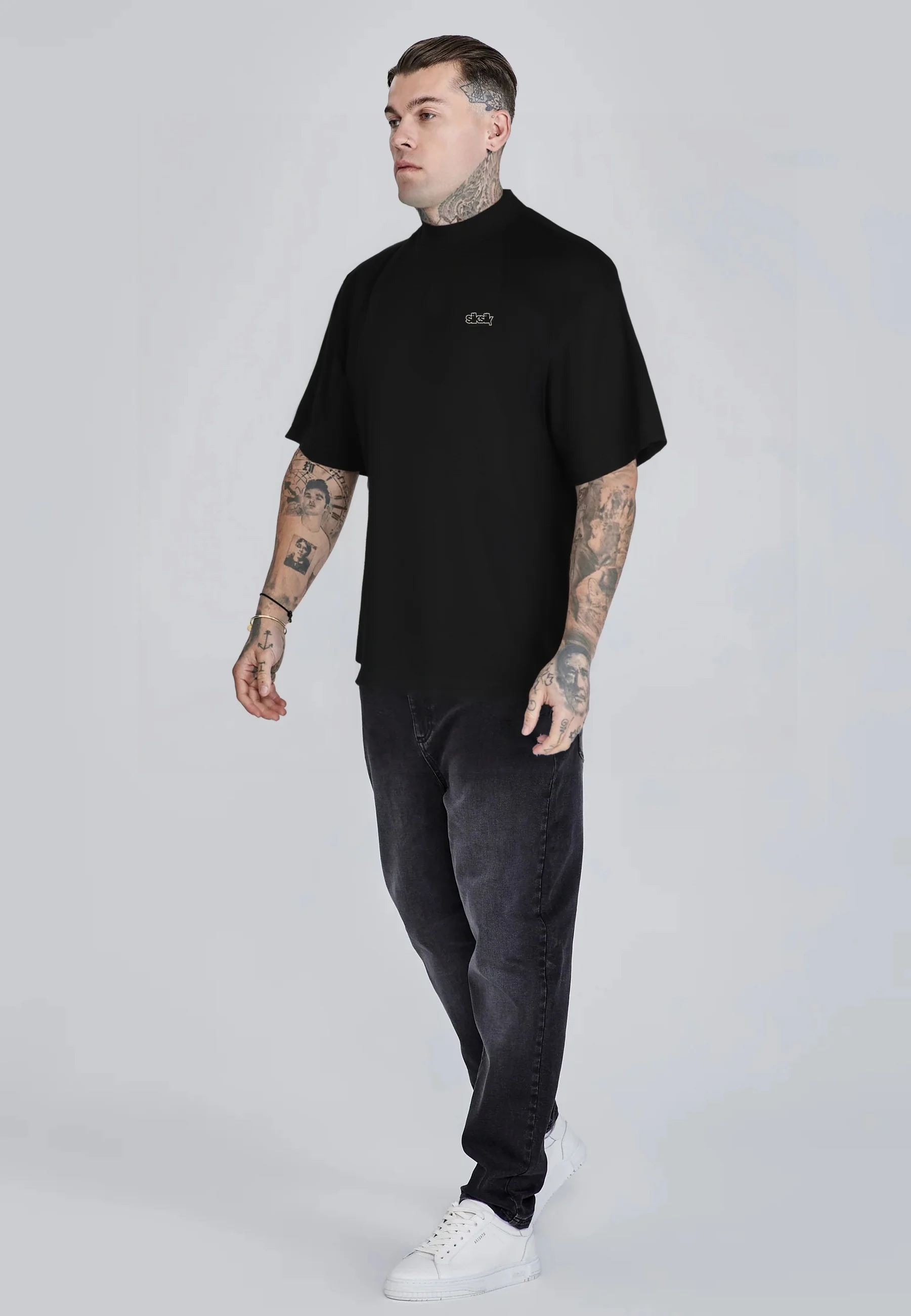 Black Graphic T-Shirt - Image 4