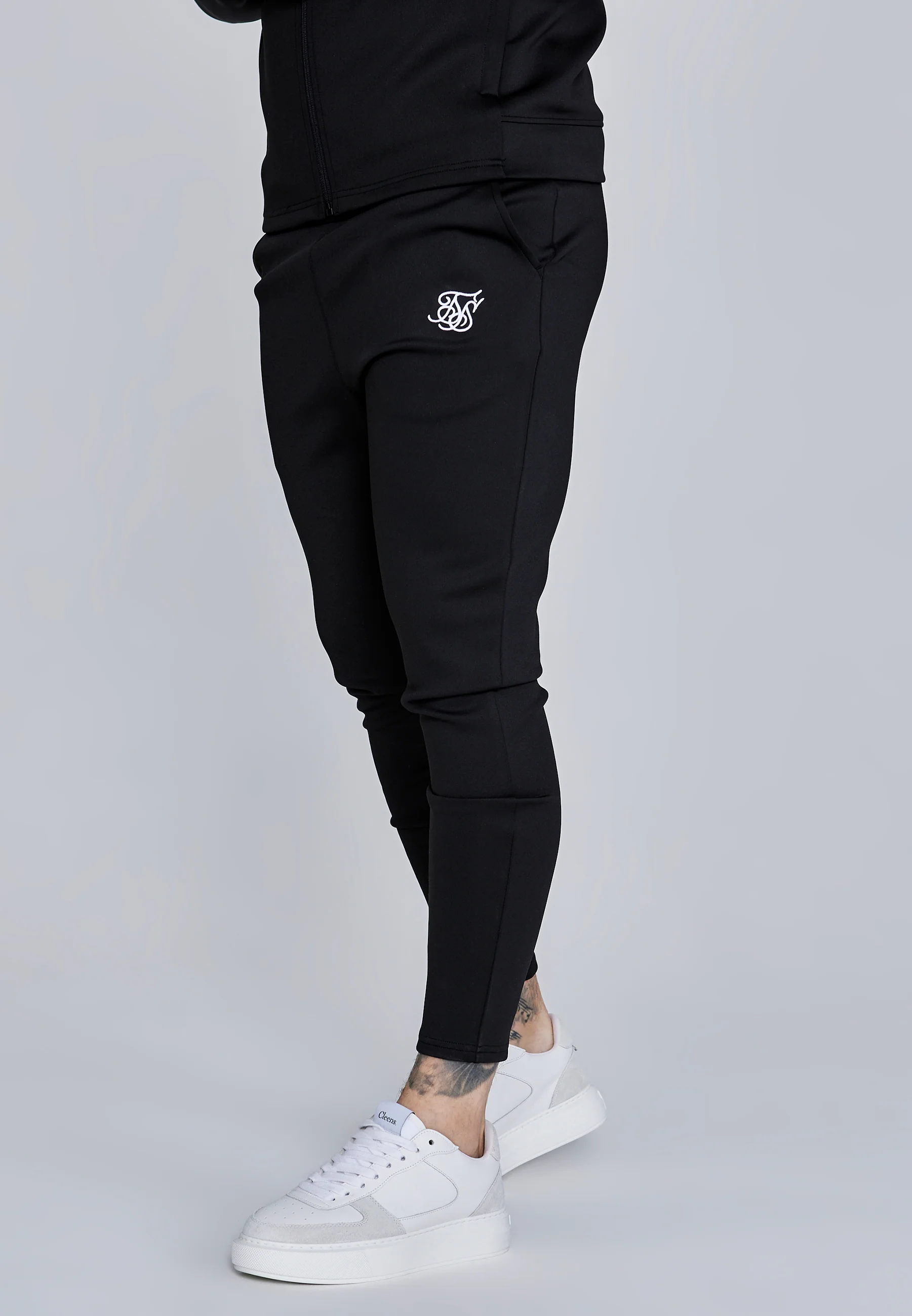Black Hoodie and Joggers Set - Image 3