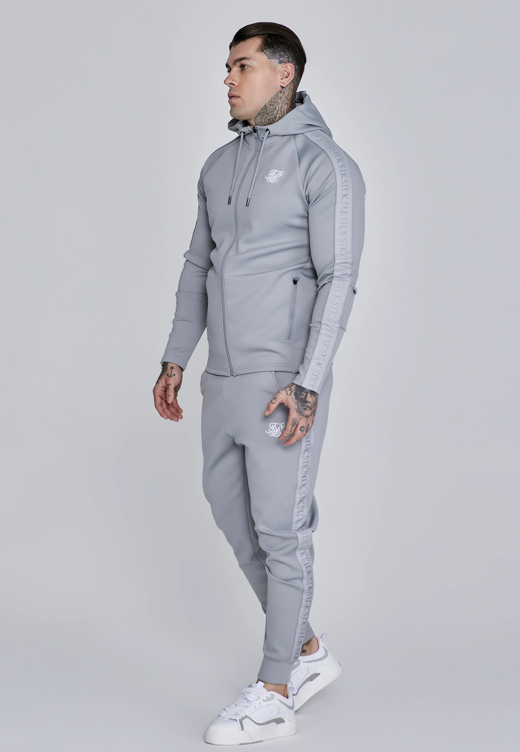 Grey Hoodie and Joggers Set - Image 5
