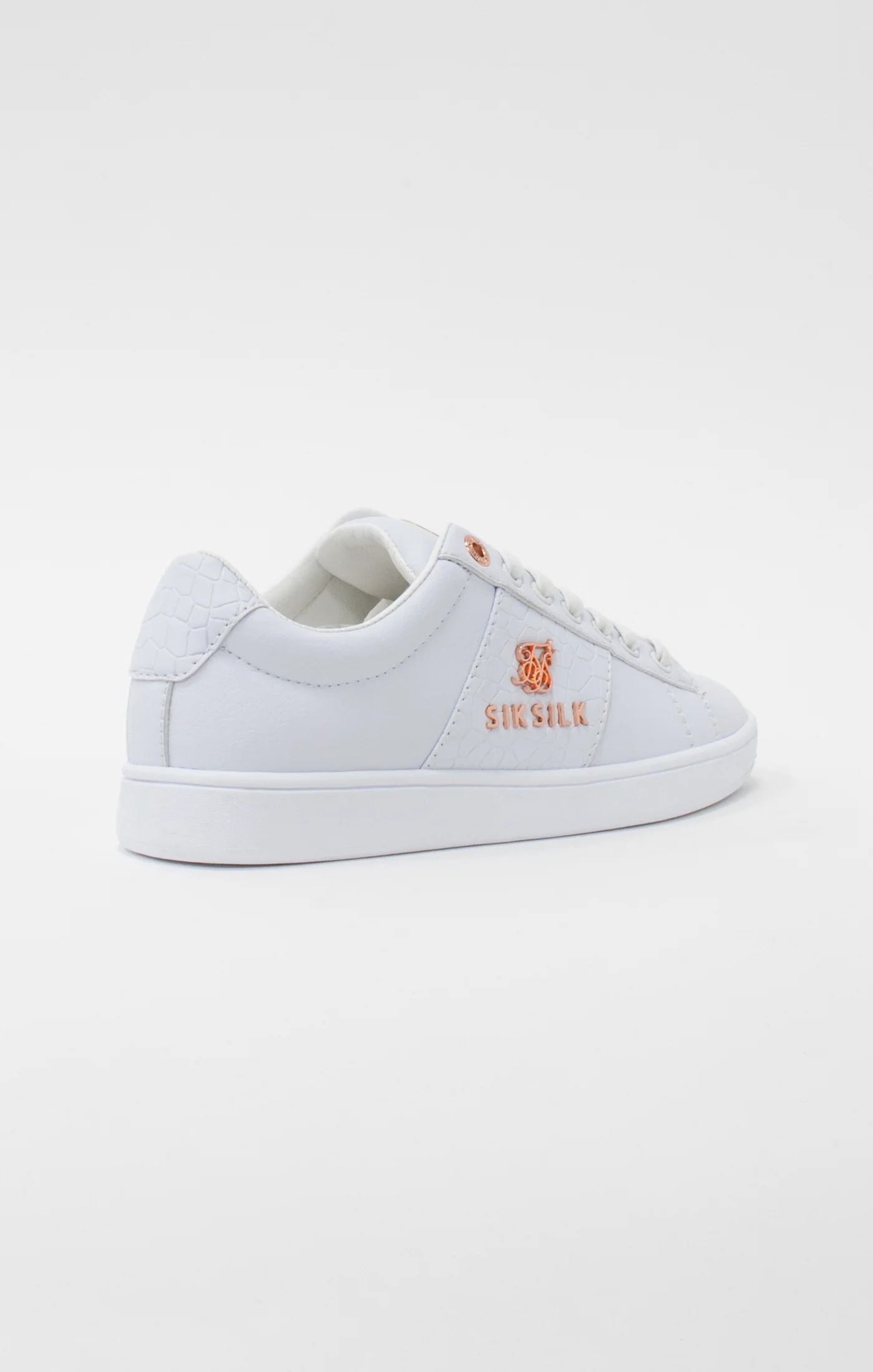 White Juniors Low-Top Classic Trainer With Metal Logo - Image 5