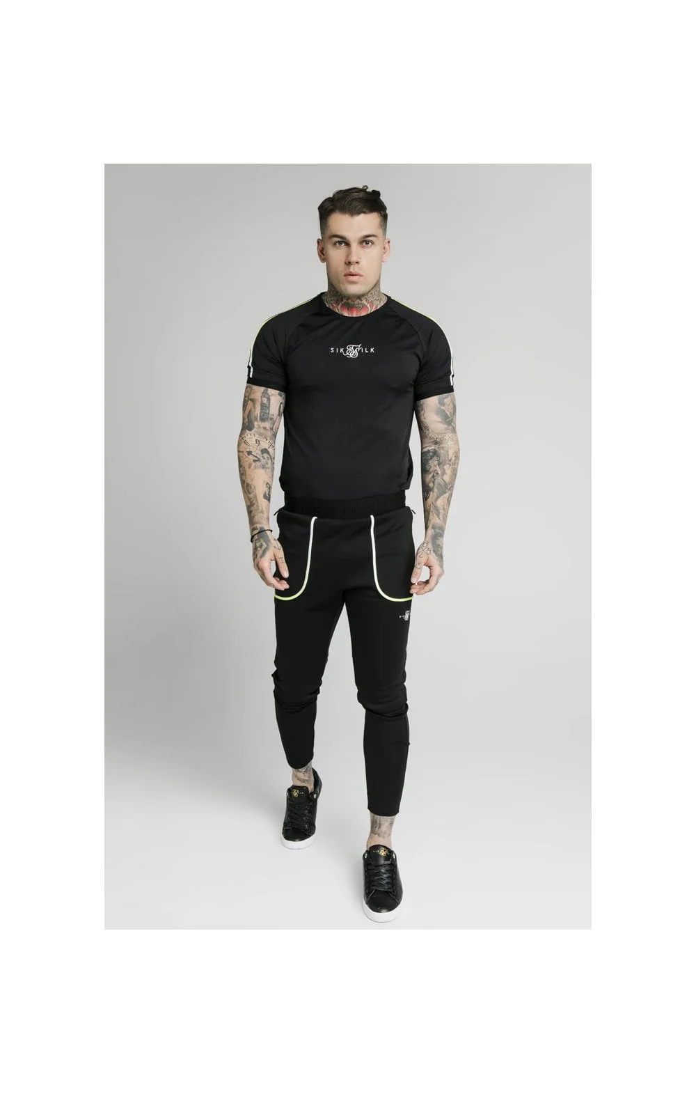 SikSilk Legacy Fade Tech Tee – Black & Fluro White - Image 3