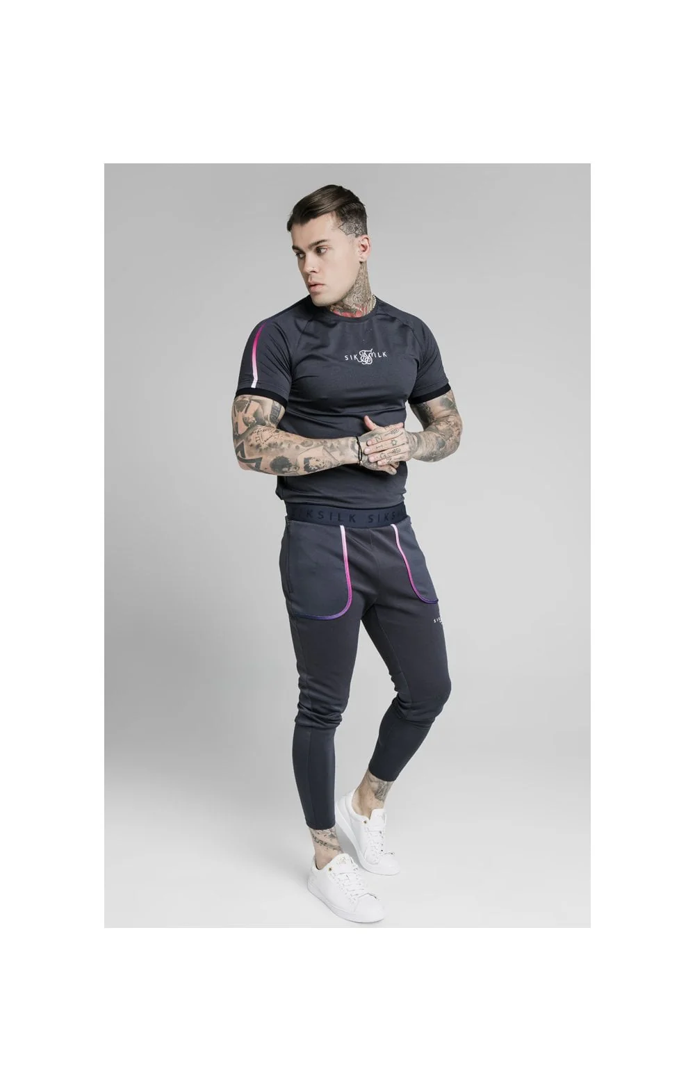 SikSilk Legacy Fade Tech Tee – Midnight Grey & Neon White - Image 4