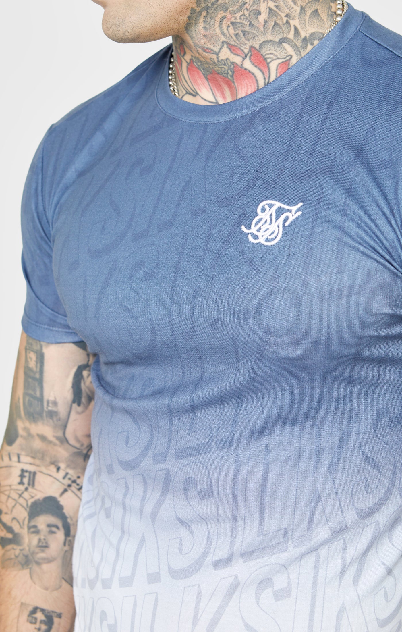 Navy Fade Muscle Fit T-Shirt - Image 2