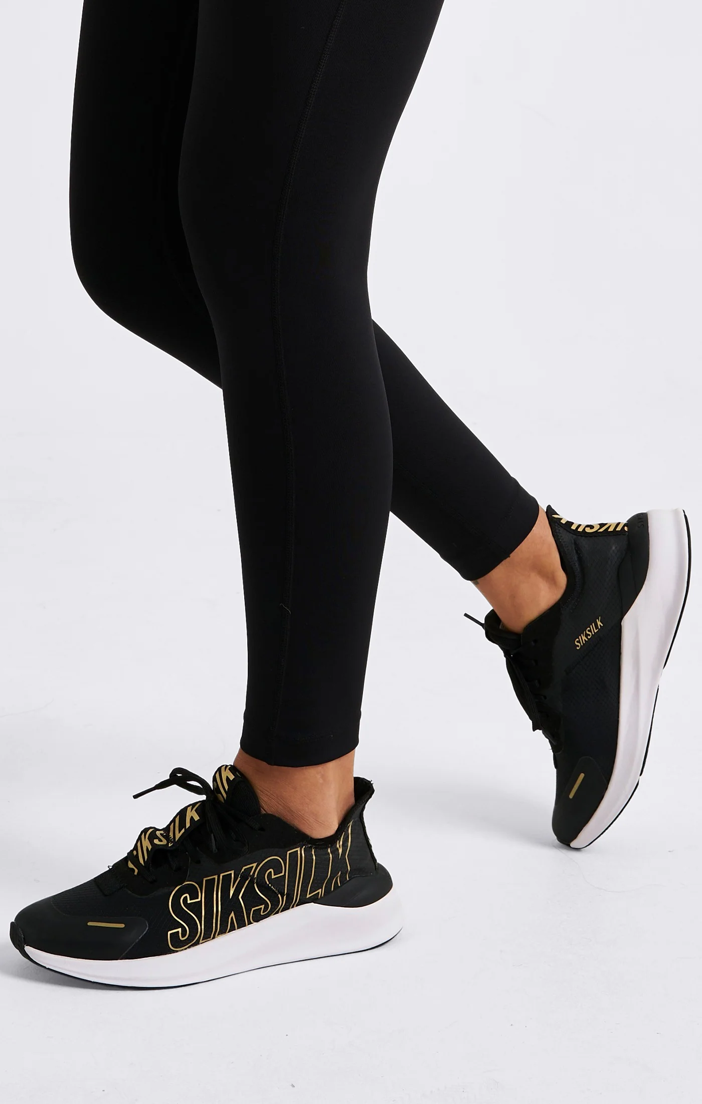 Black Mako Performance Running Trainer - Image 8