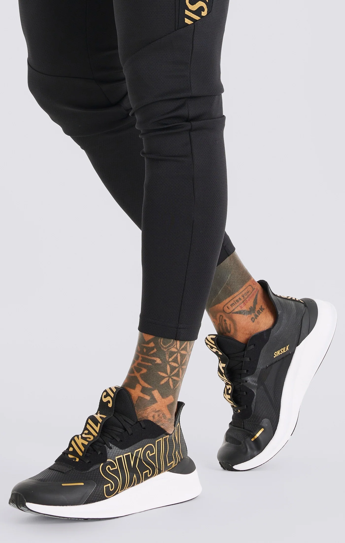 Black Mako Performance Running Trainer - Image 8
