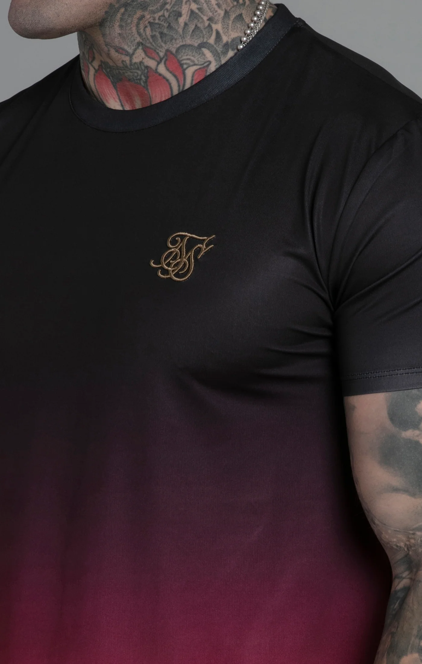 Black Red Fade T-Shirt - Image 3