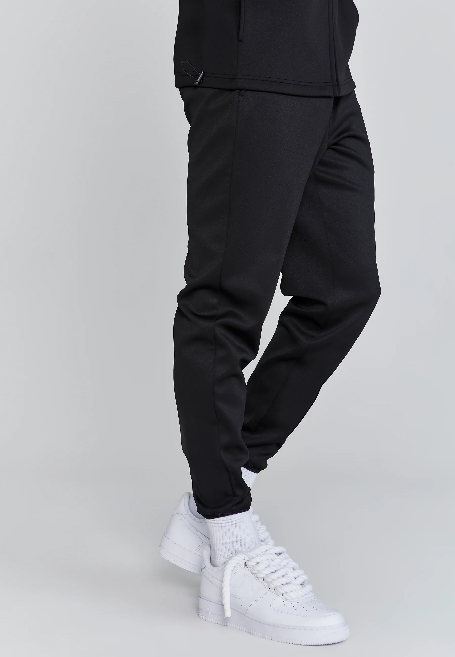 Black Muscle Fit Joggers - Image 3