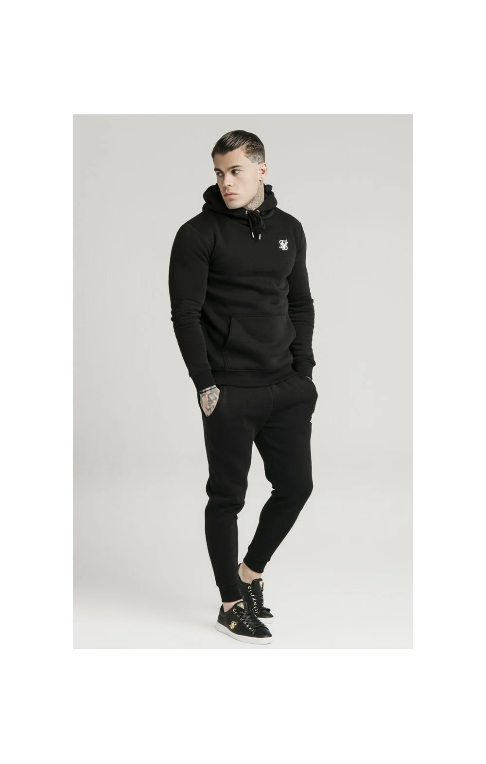 SikSilk Muscle Fit Overhead Hoodie - Black - Image 3