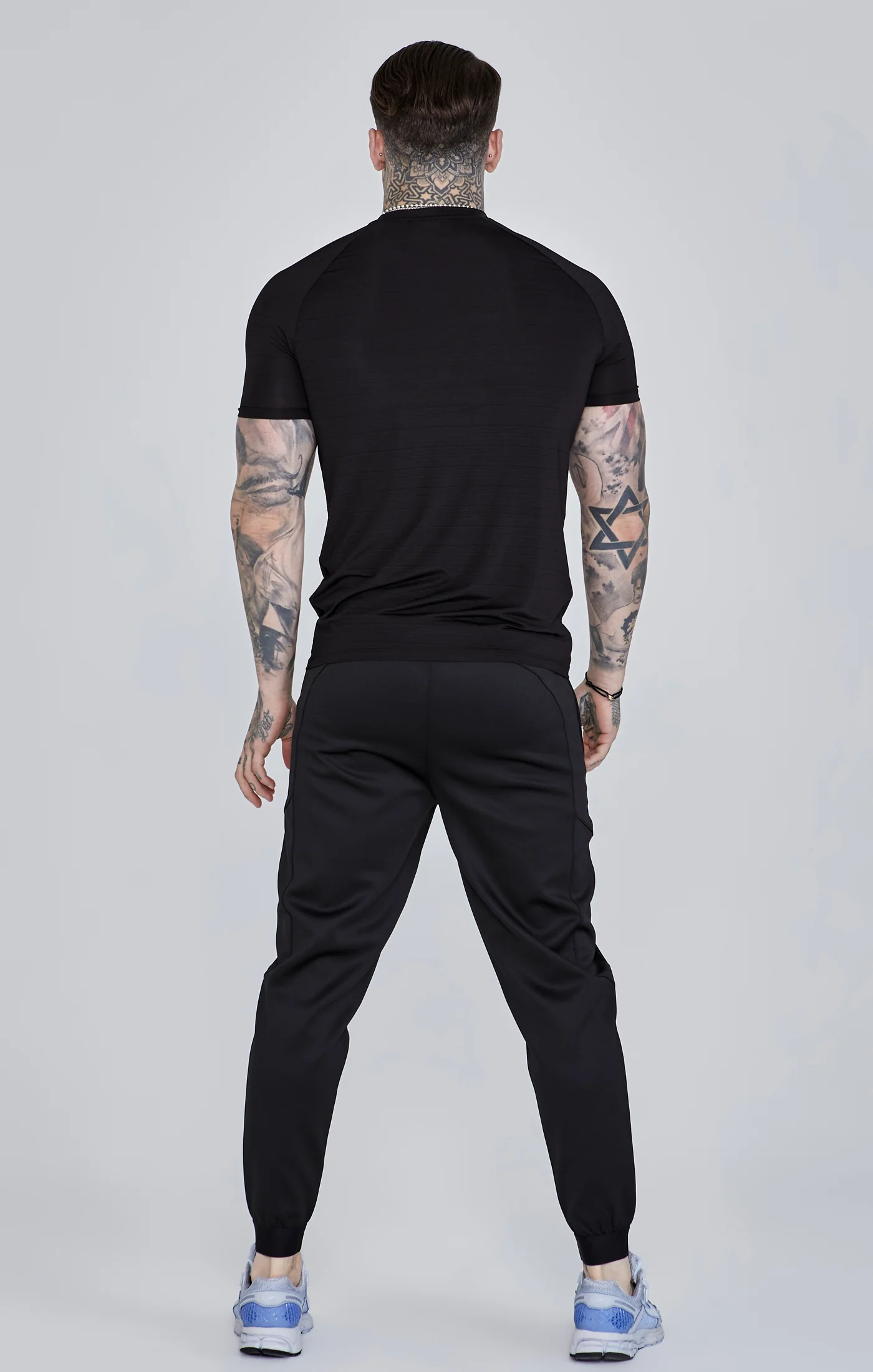 Black Muscle Fit T-Shirt - Image 2