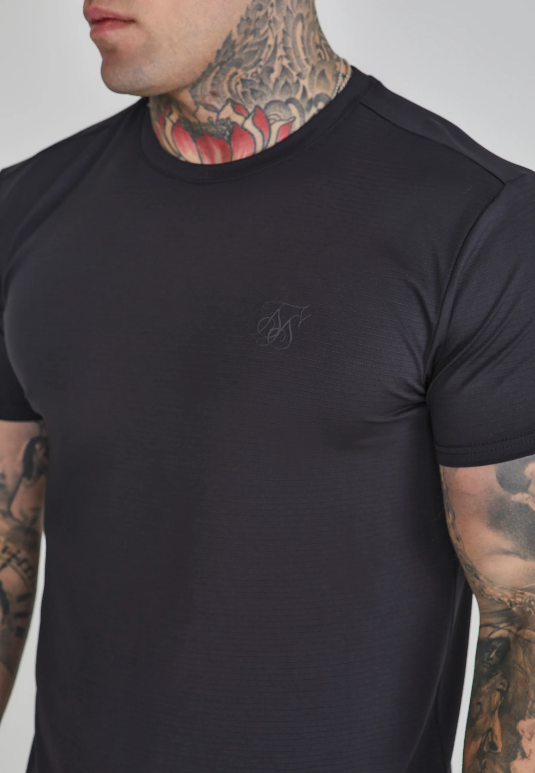 Black Muscle Fit T-Shirt - Image 3