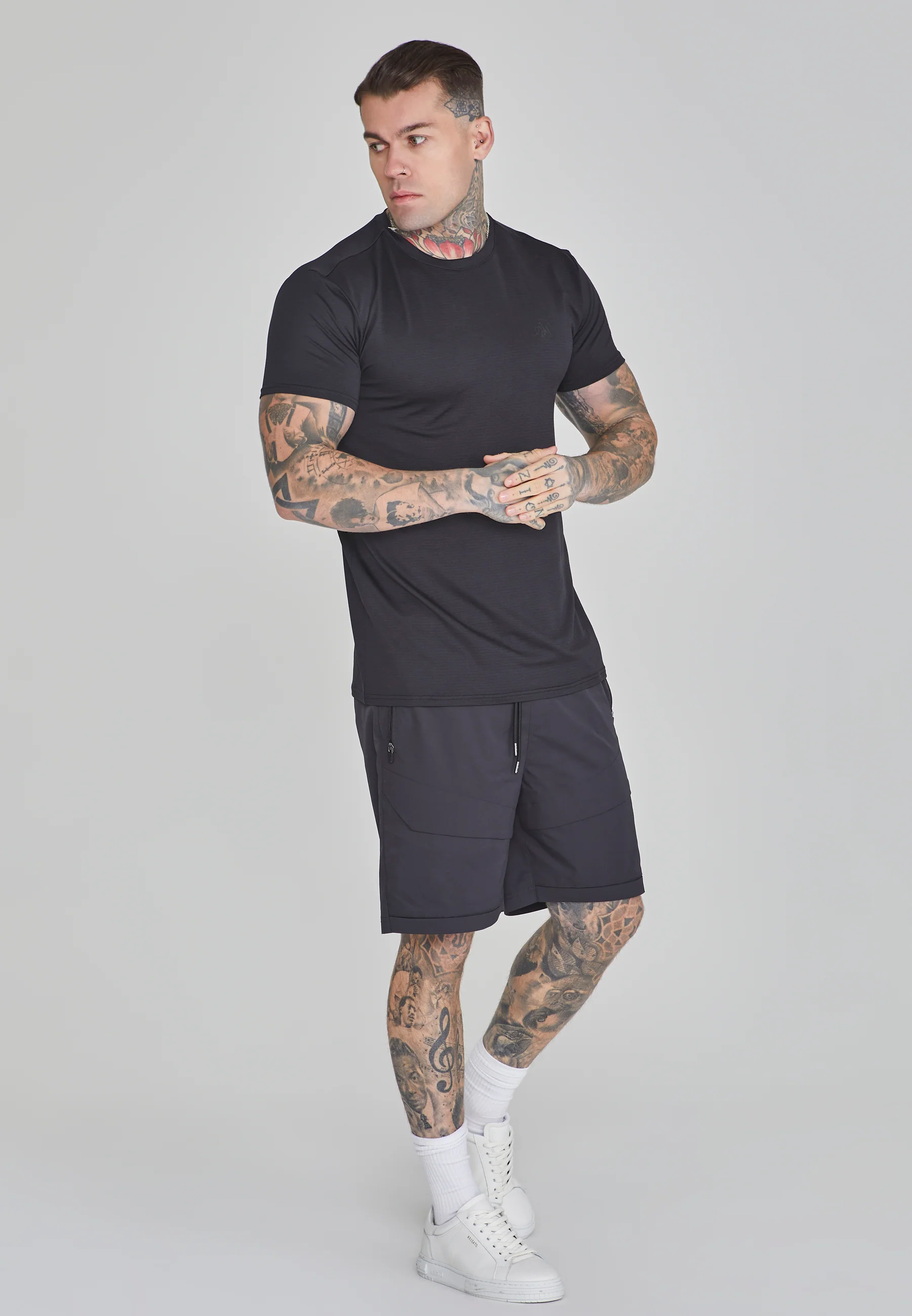 Black Muscle Fit T-Shirt - Image 4