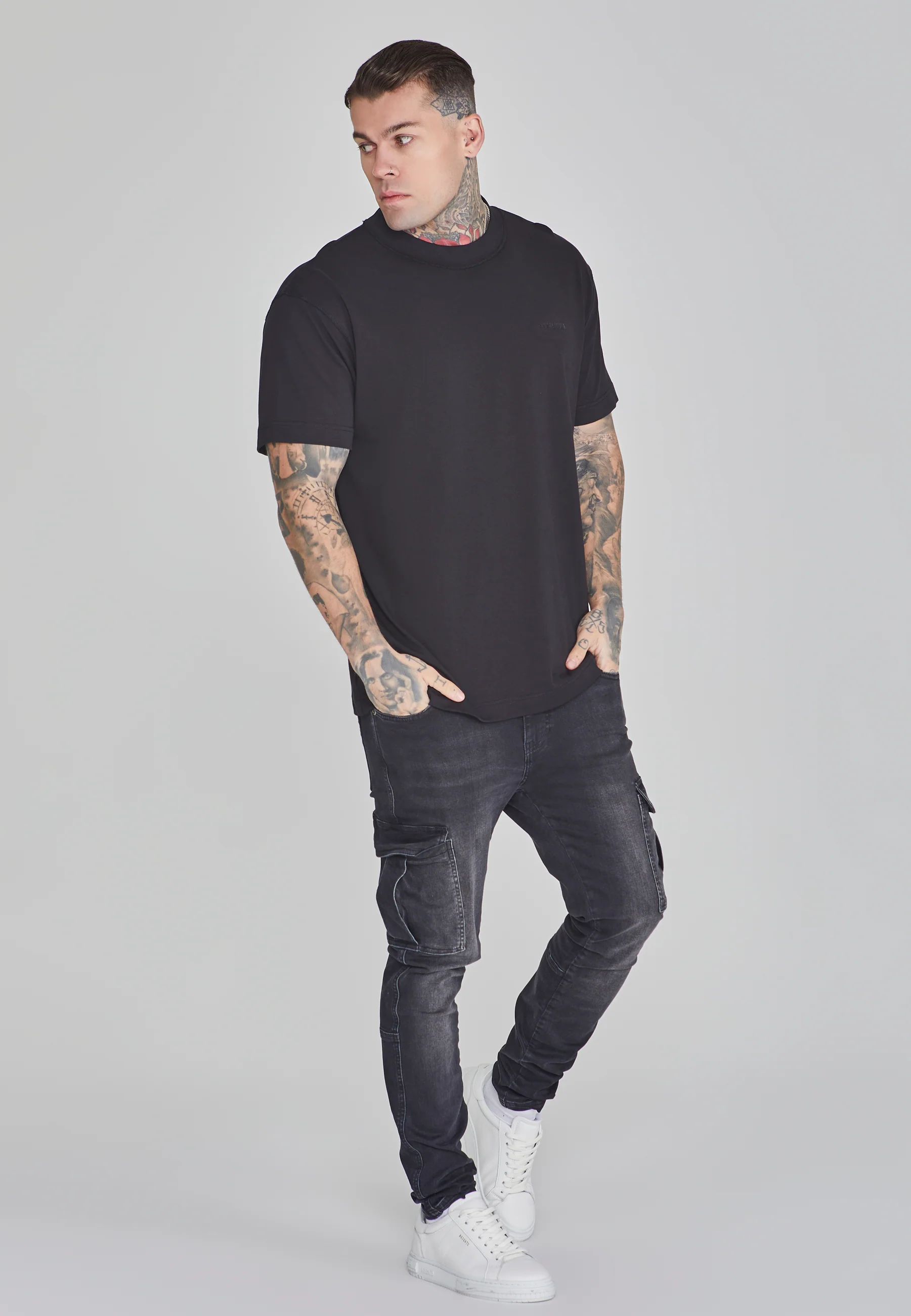 Black Oversized T-Shirt - Image 4