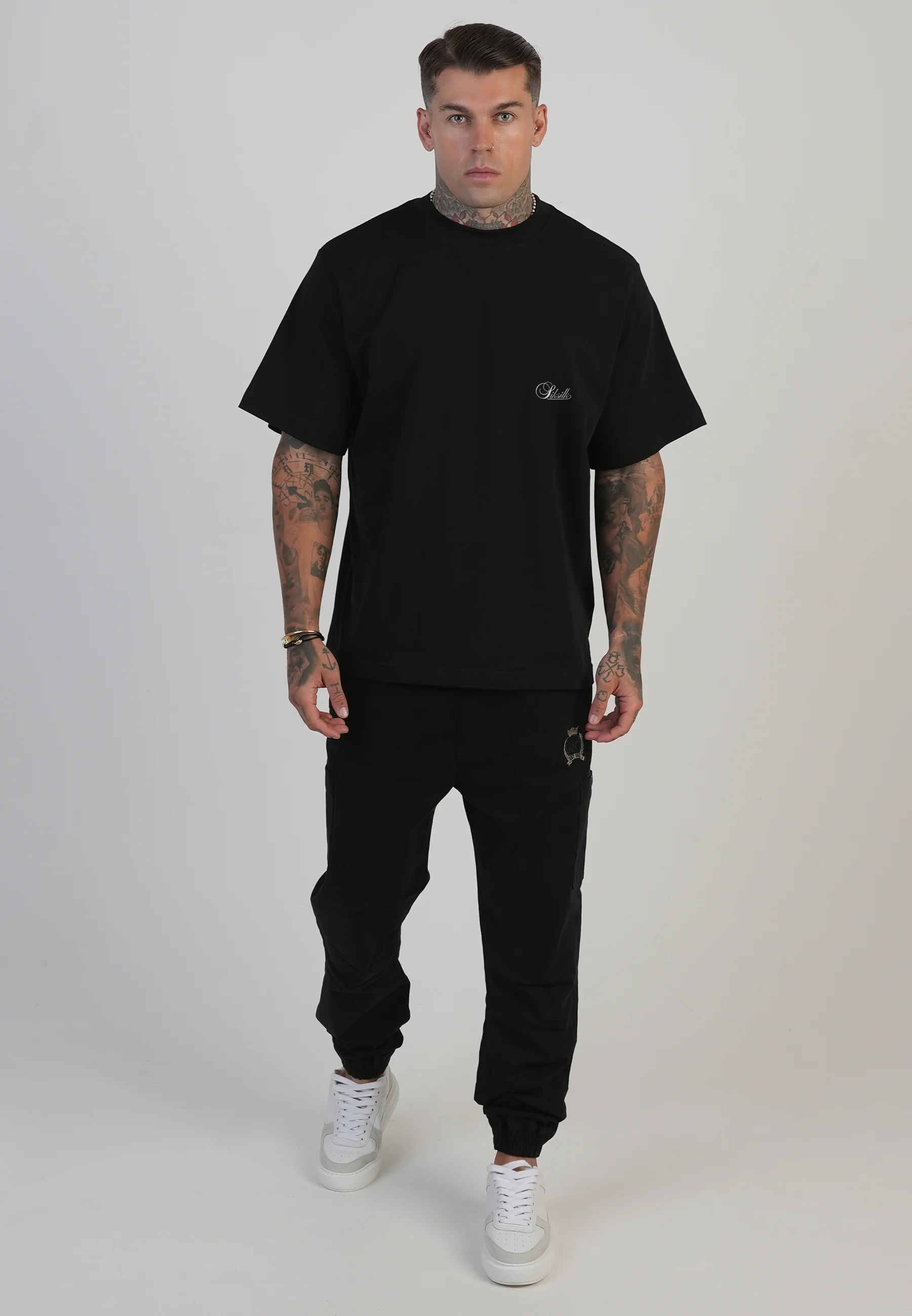 Black Oversized T-Shirt - Image 4