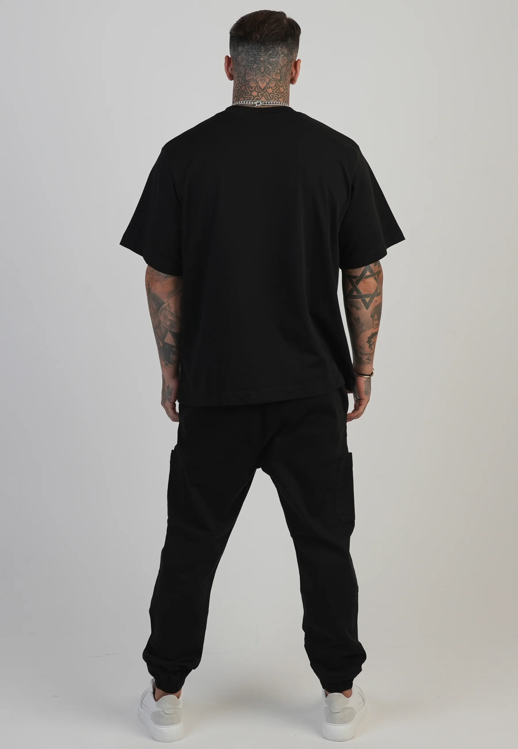 Black Oversized T-Shirt - Image 6