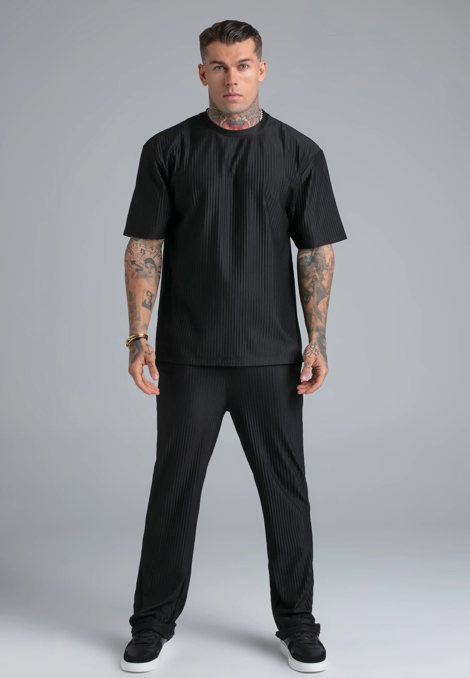 Black Plisse T-Shirt - Image 3