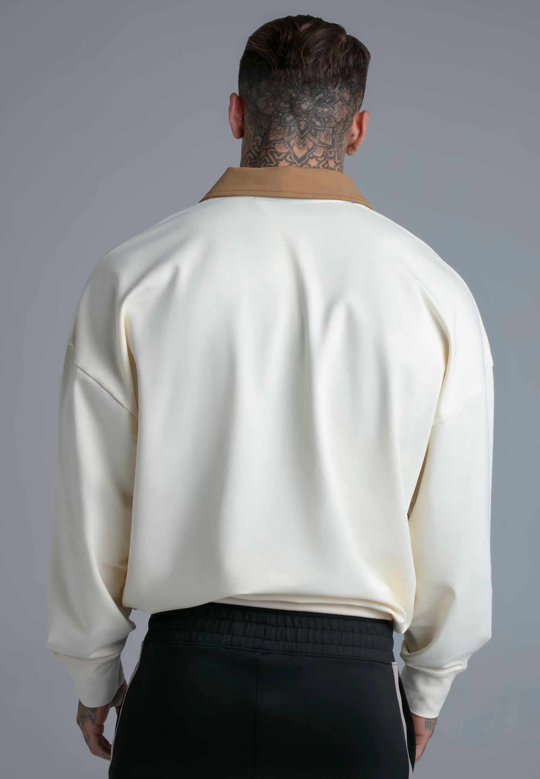 Ecru Polo Sweater - Image 5