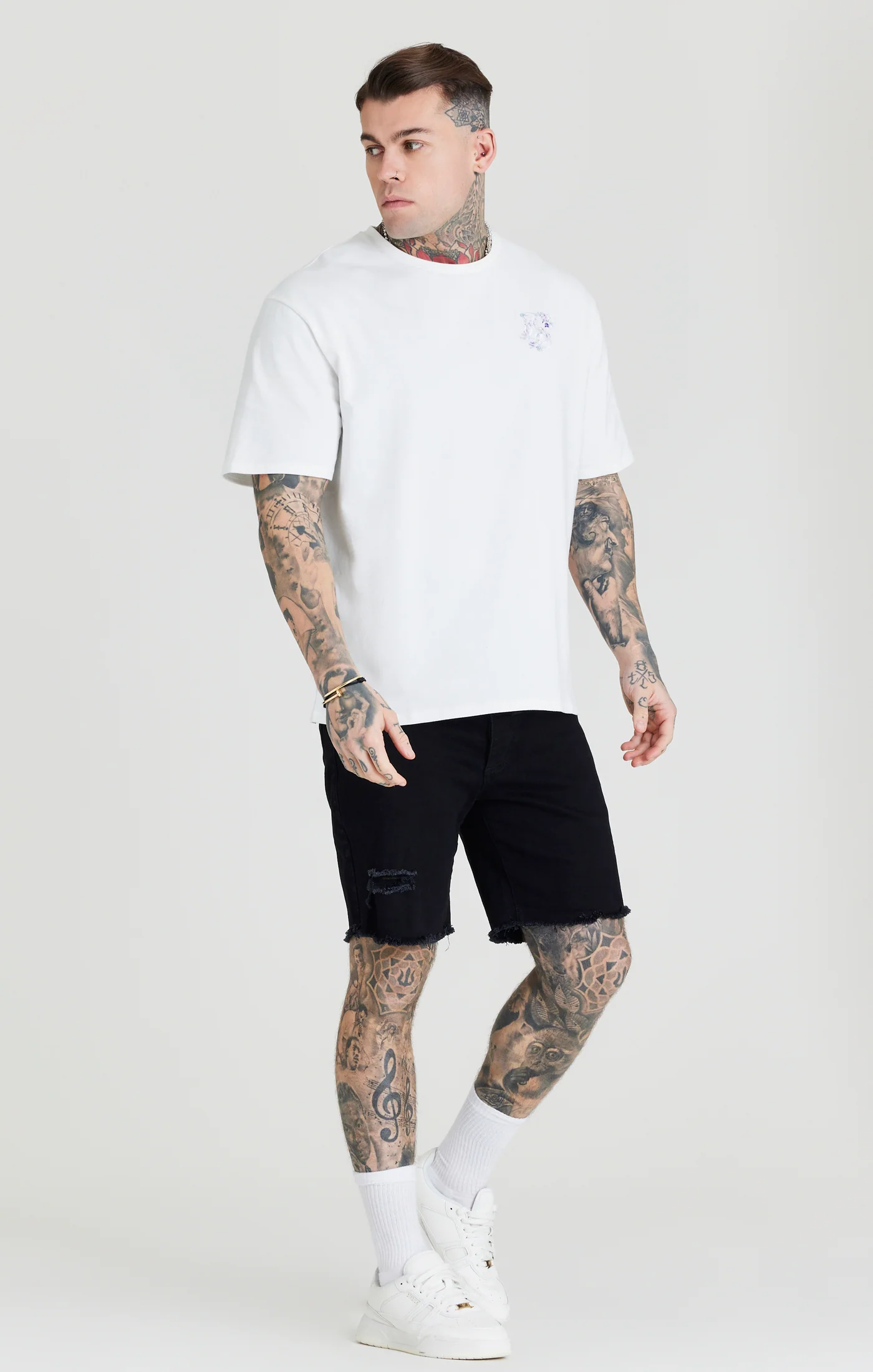 Black Distressed Denim Short - Image 4