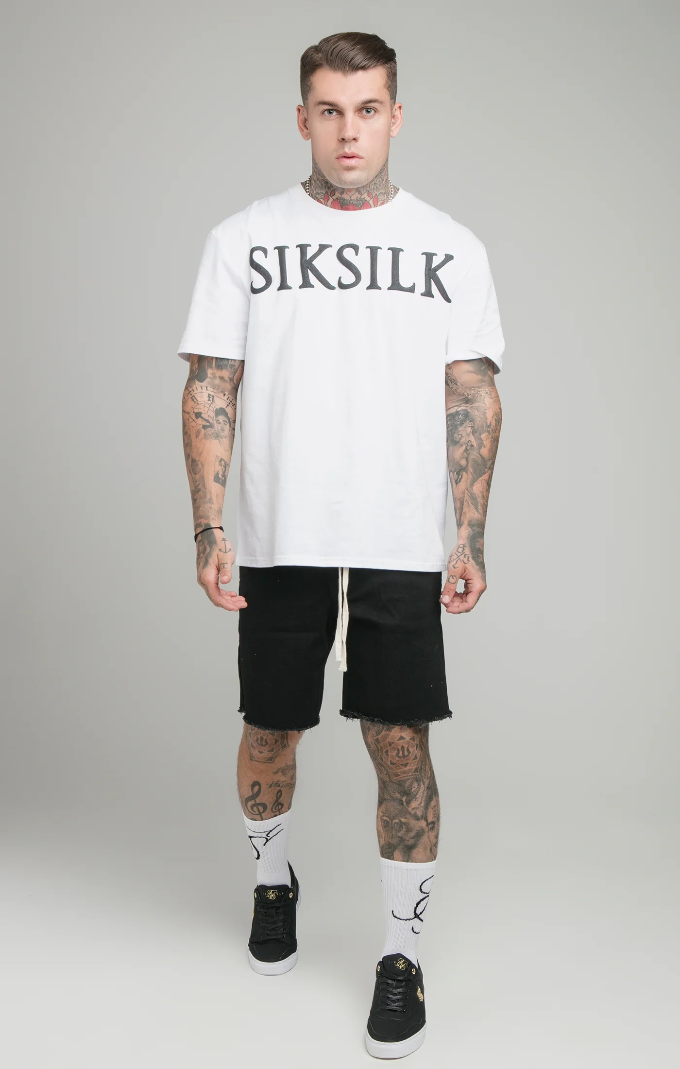 Black Raw Hem Relaxed Denim Short - Image 3