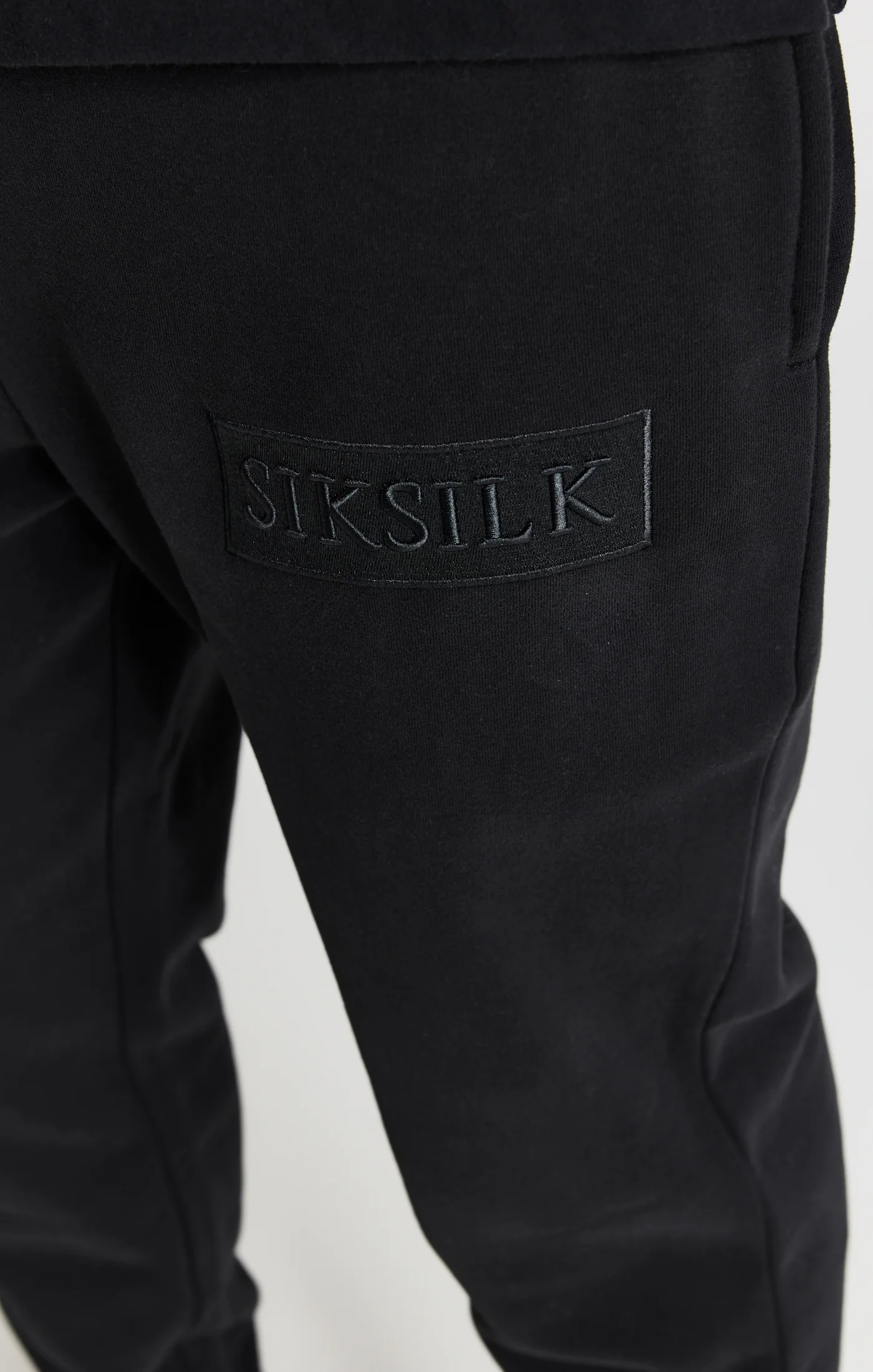 Black Relaxed Fit Cuffed Jogger - Image 4