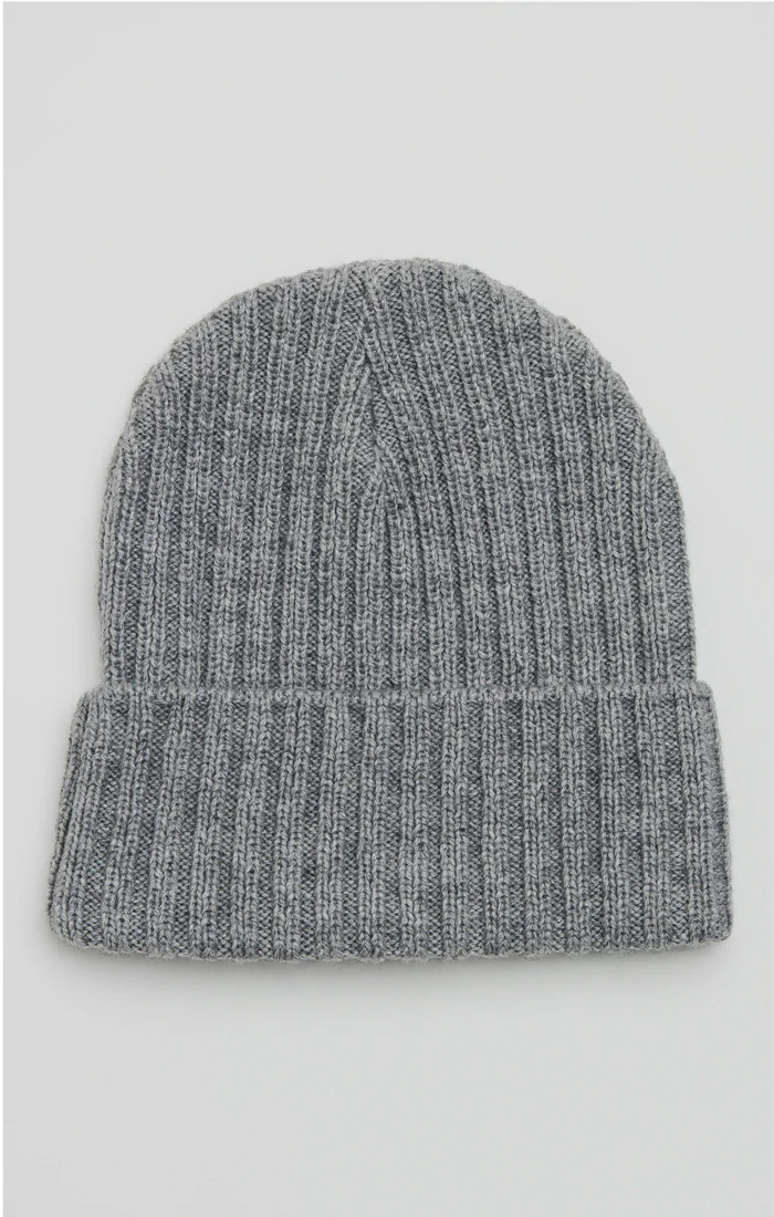 Grey Ribbed Cuff Beanie - Image 2