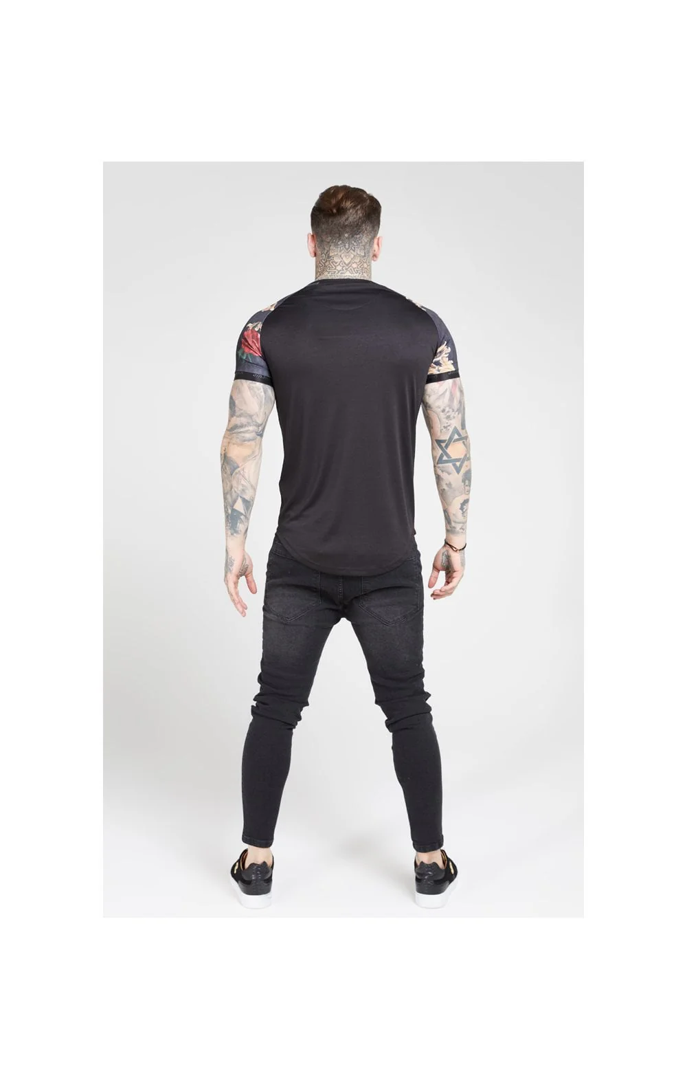 SikSilk S/S Curved Hem Raglan Tech Tee - Jet Black & Floral Animal - Image 5