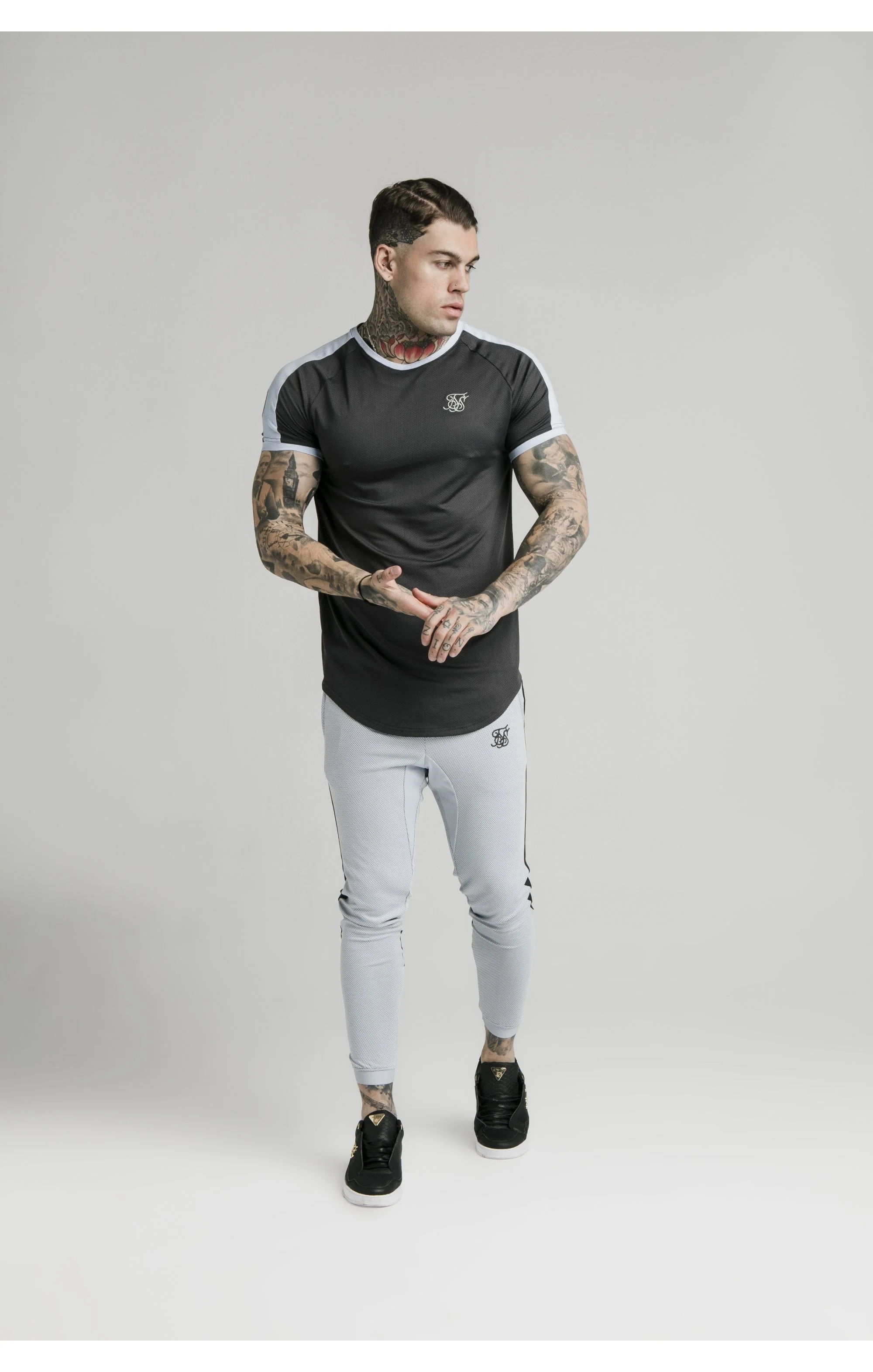 SikSilk S/S Eyelet Tech Tee – Charcoal Grey - Image 4