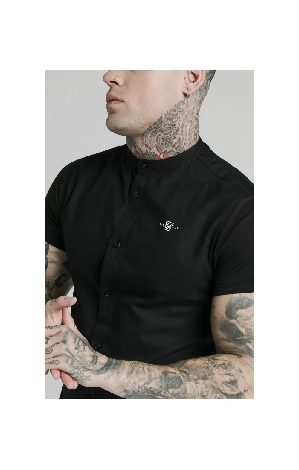 Black Short Sleeve Standard Collar Shirt - Image 2