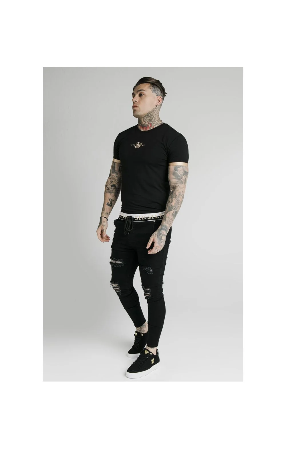 SikSilk S/S Inset Cuff Gym Tee – Black & Gold - Image 9