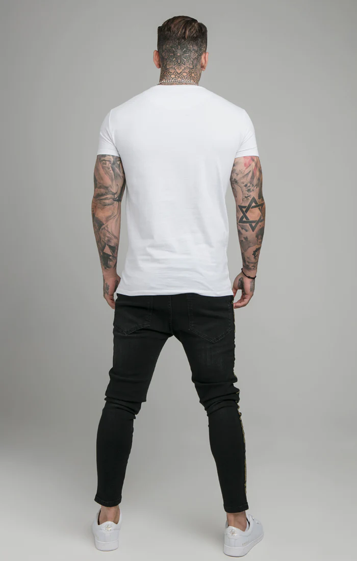 White Embroidered T-Shirt - Image 4