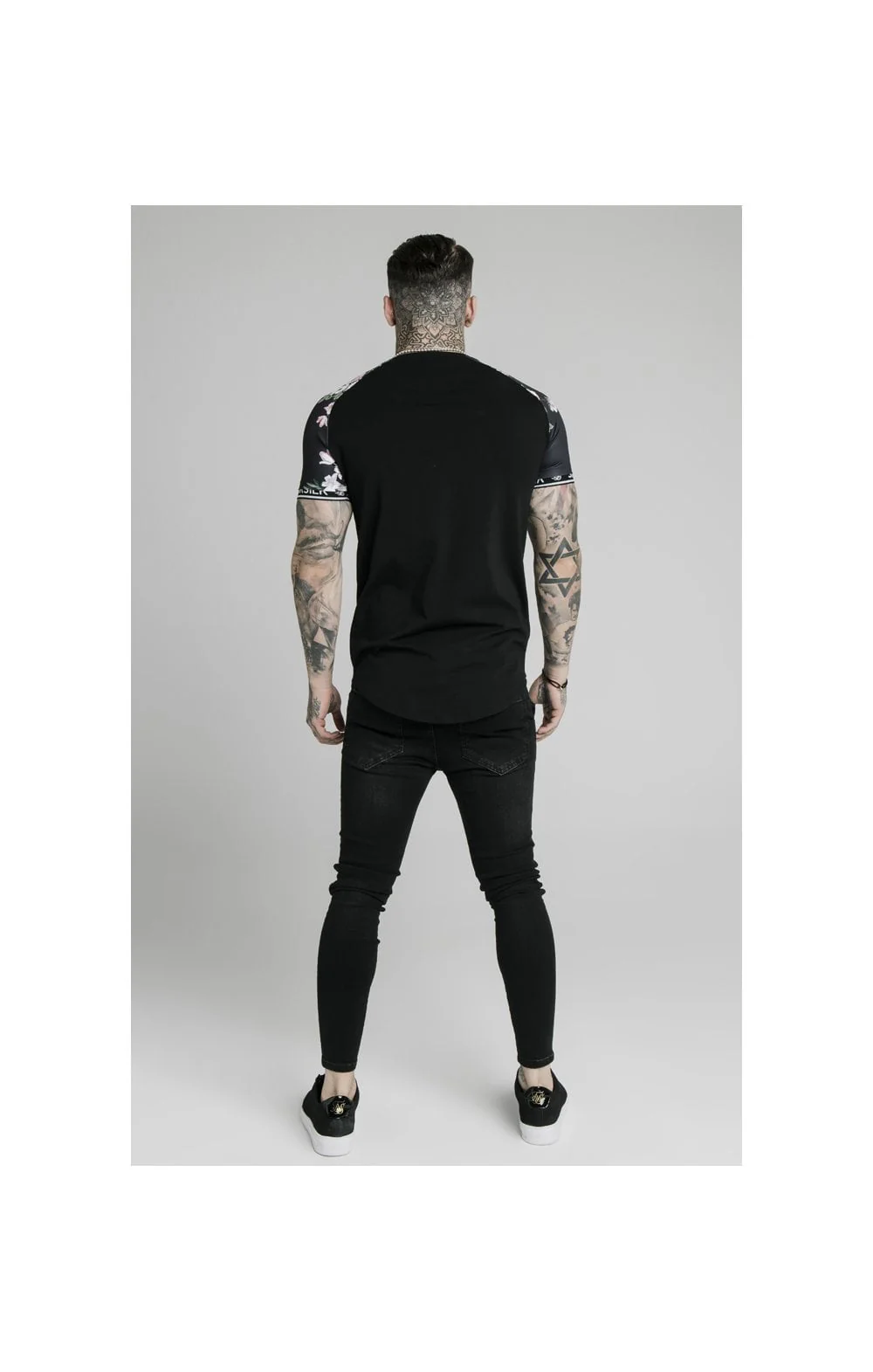 SikSilk S/S Prestige Floral Inset Tech Tee - Black - Image 5