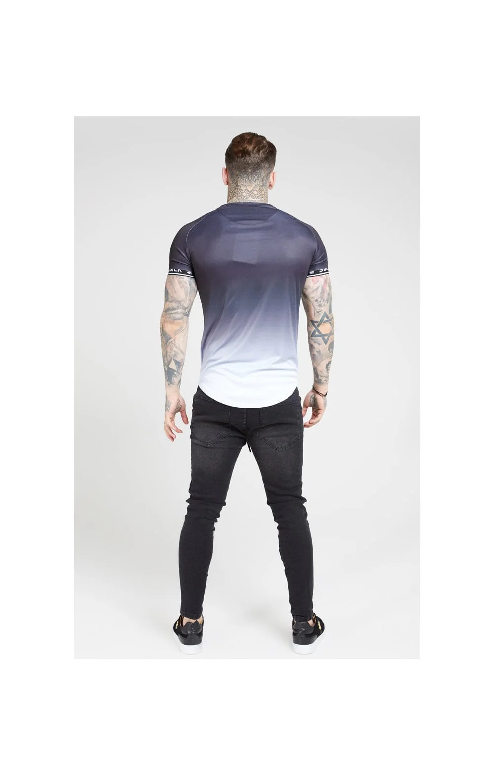 SikSilk S/S Raglan Curved Hem Tech Tee – Black & White - Image 5