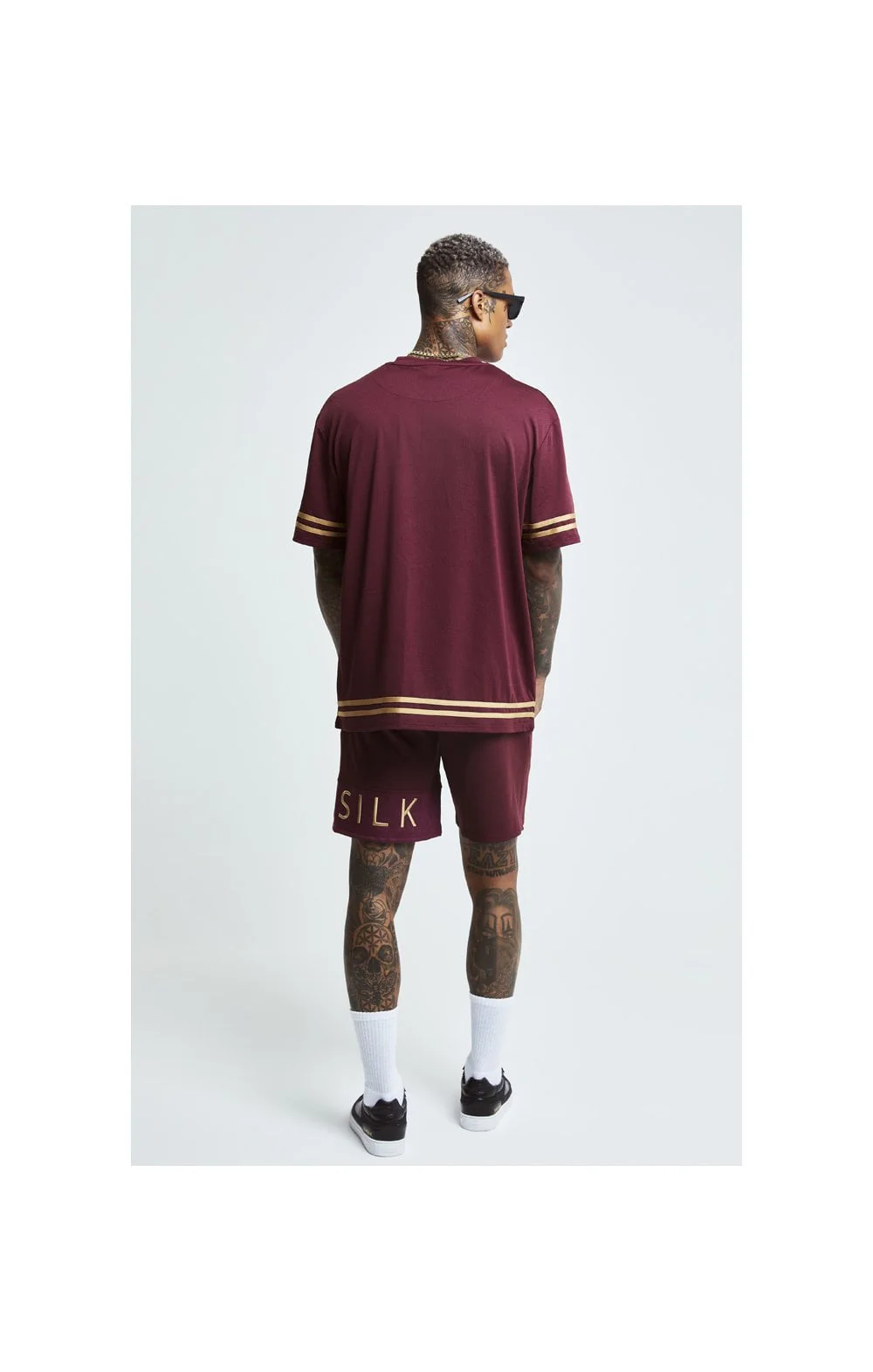 SikSilk S/S Signature Oversize Essentials Tee - Burgundy & Gold - Image 4