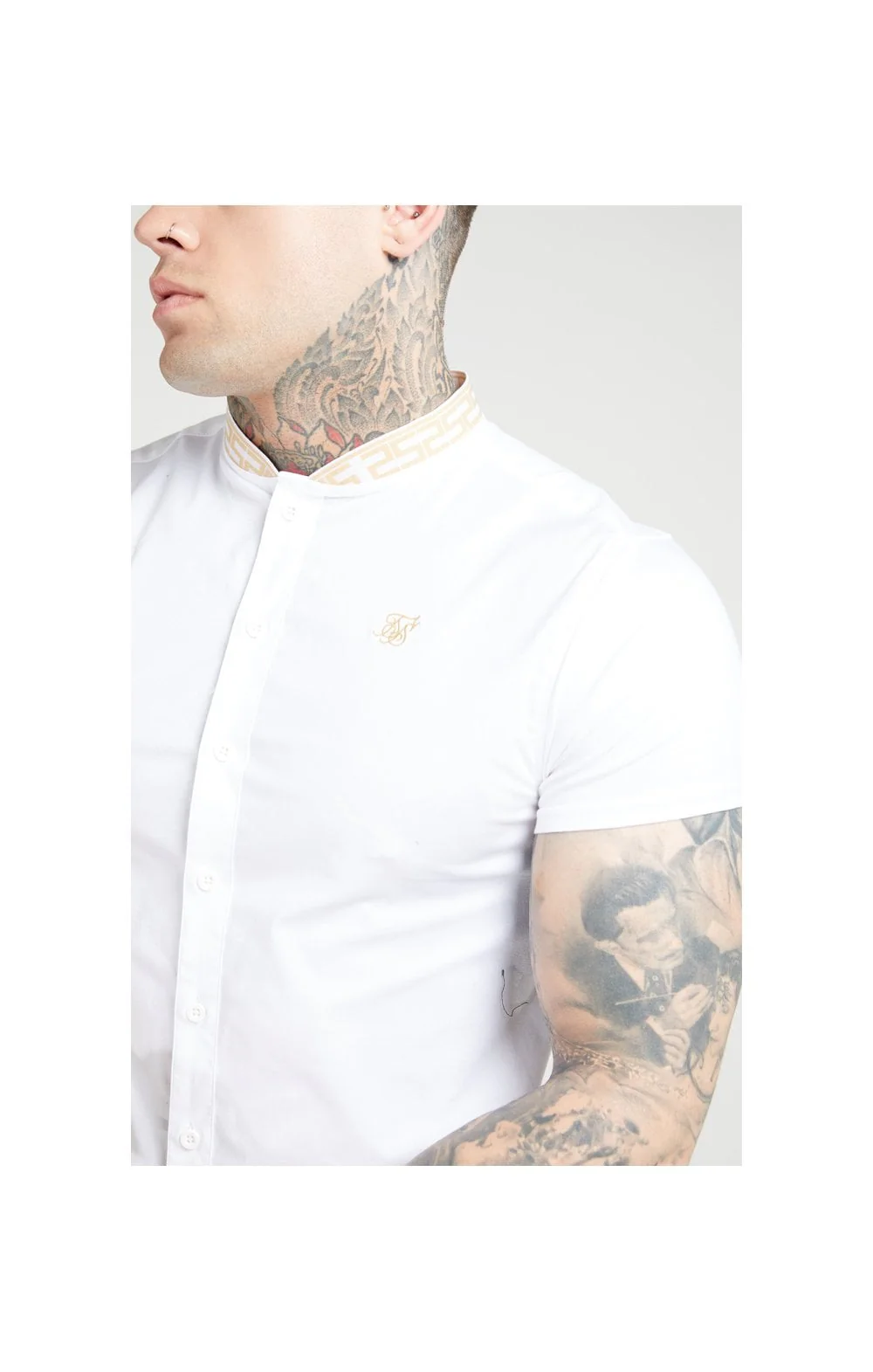 SikSilk S/S Tape Collar Shirt – White & Gold - Image 2