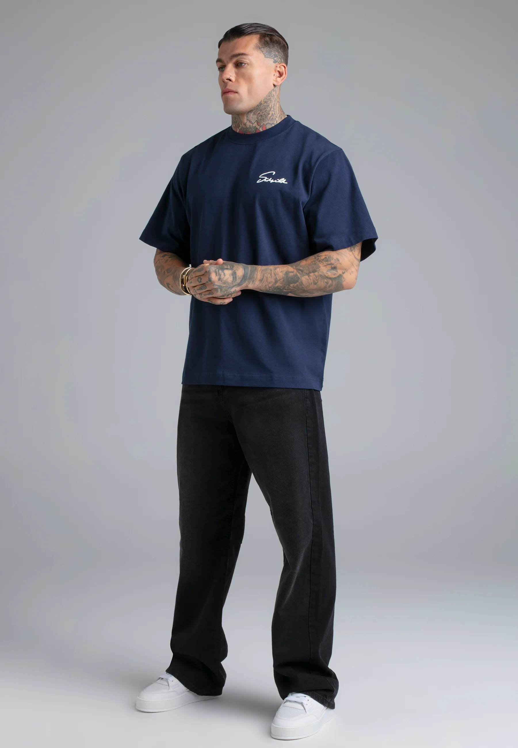 Navy Script T-Shirt - Image 5