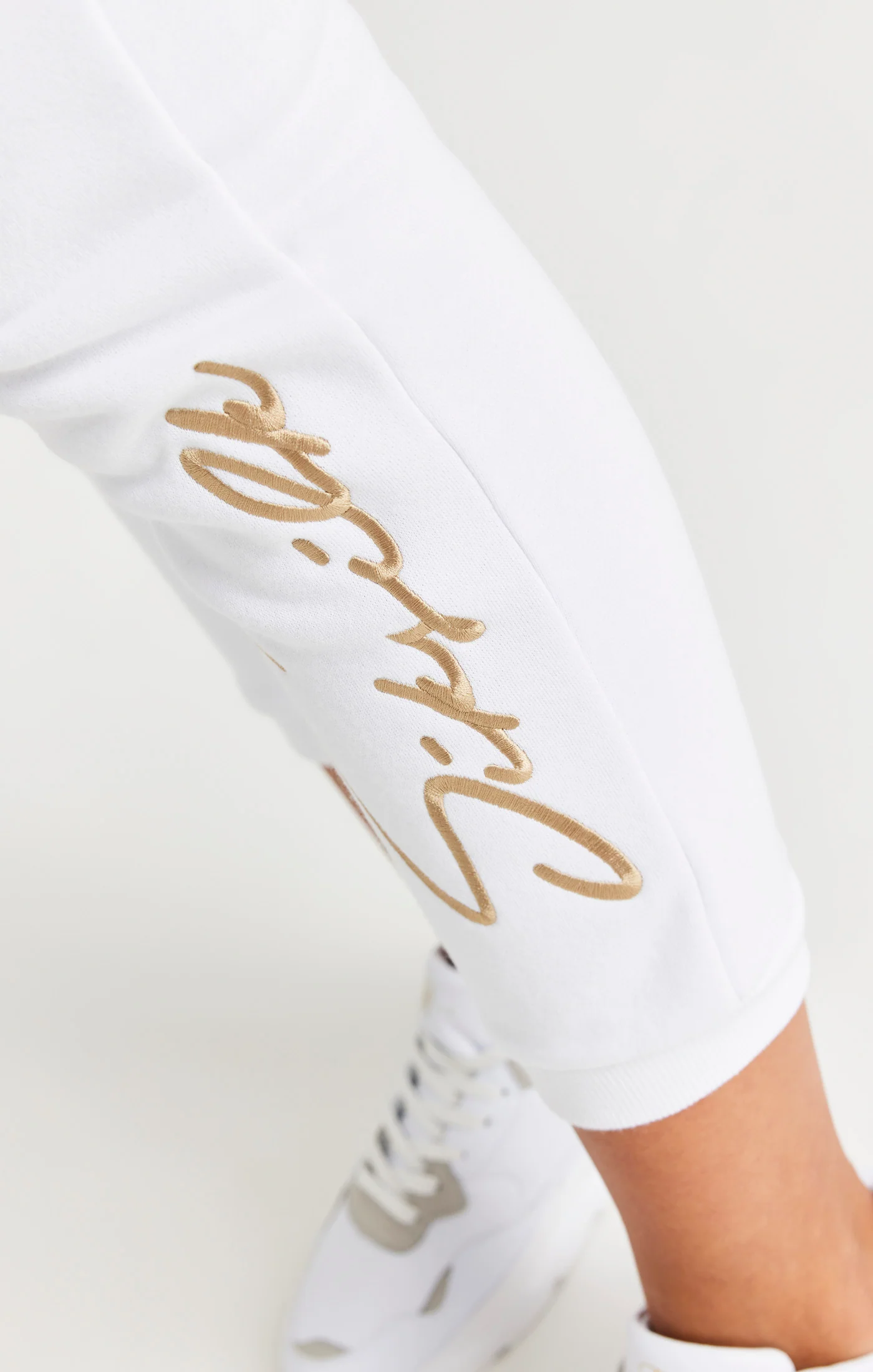 Girls White Signature Jogger - Image 6