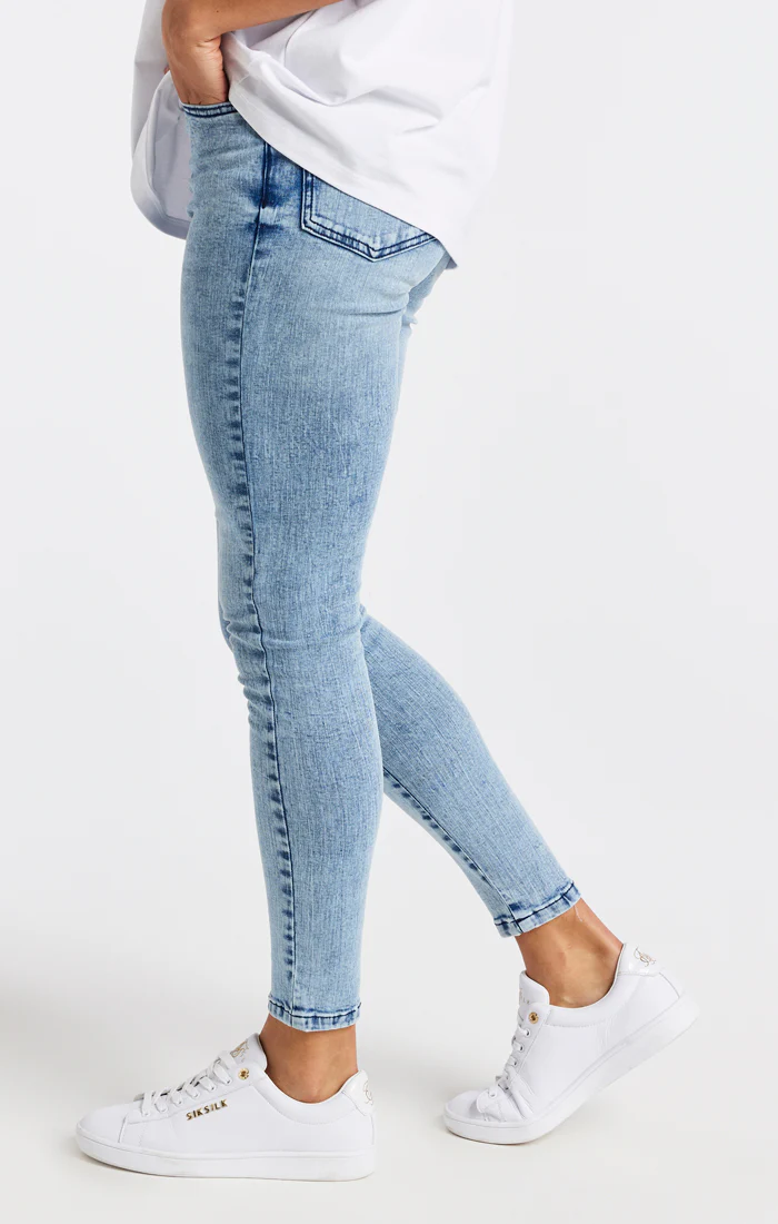 Light Wash Essential Skinny Denim Jean - Image 2