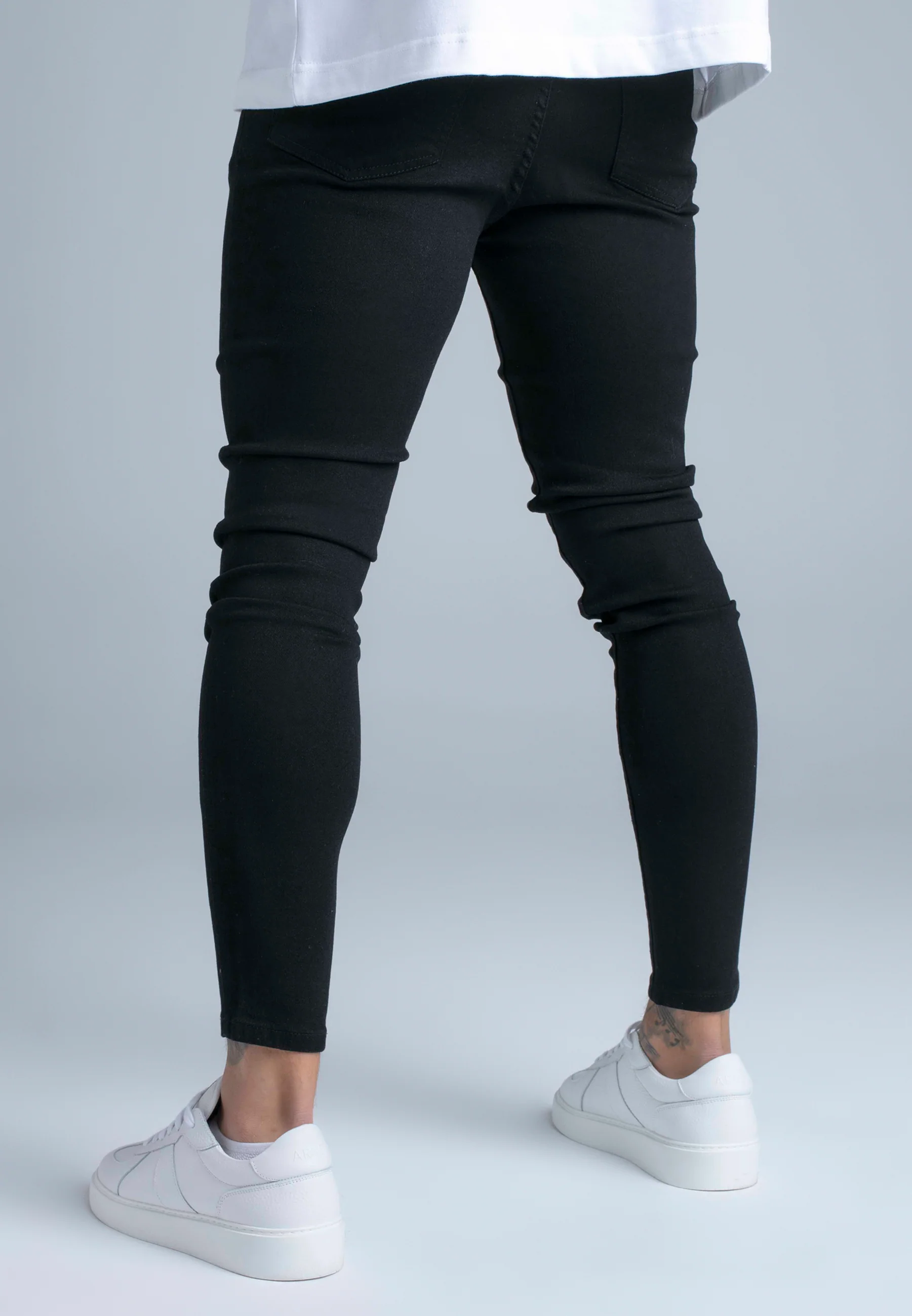 Black Skinny Jeans - Image 5
