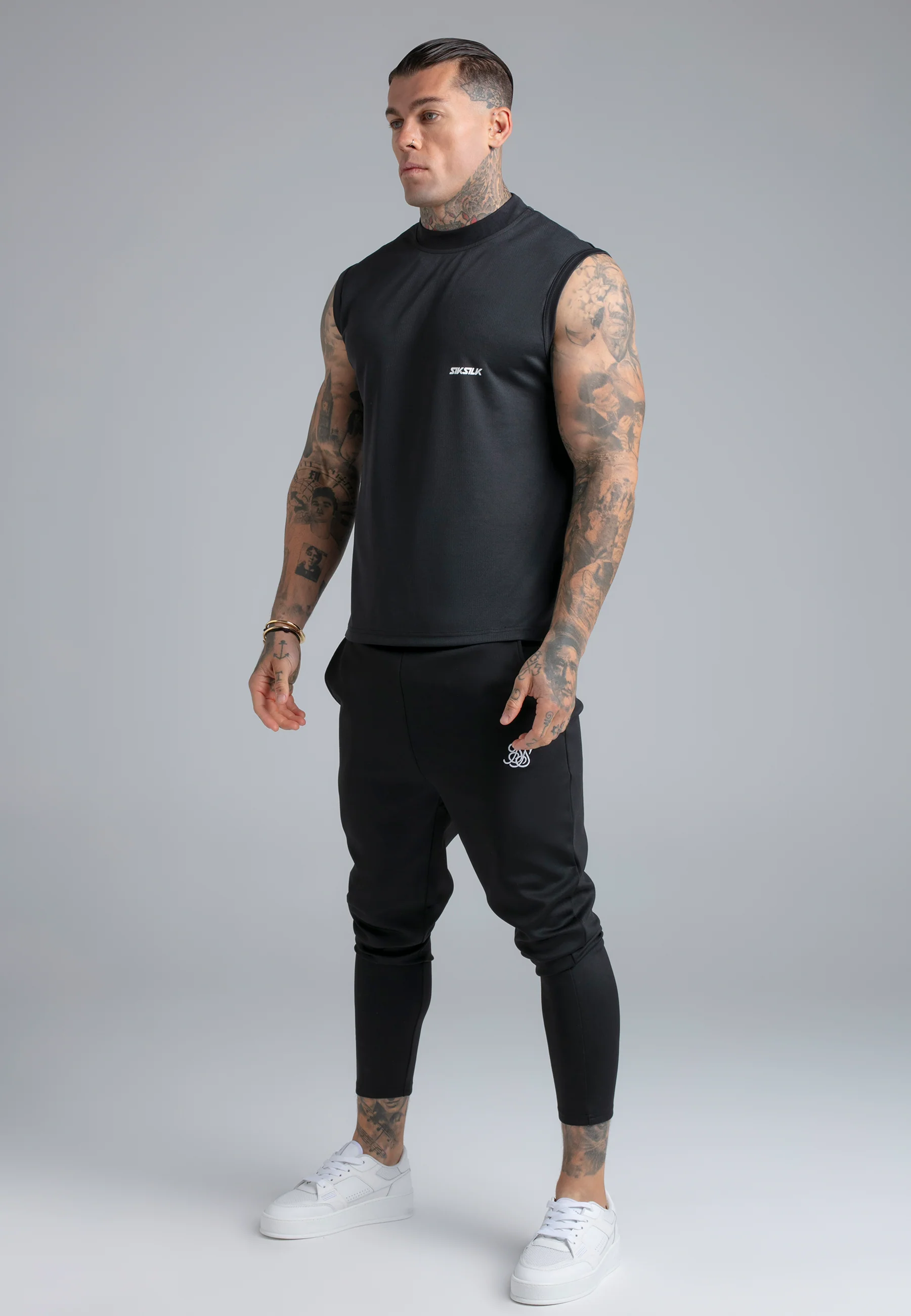 Black Sleeveless T-Shirt - Image 4