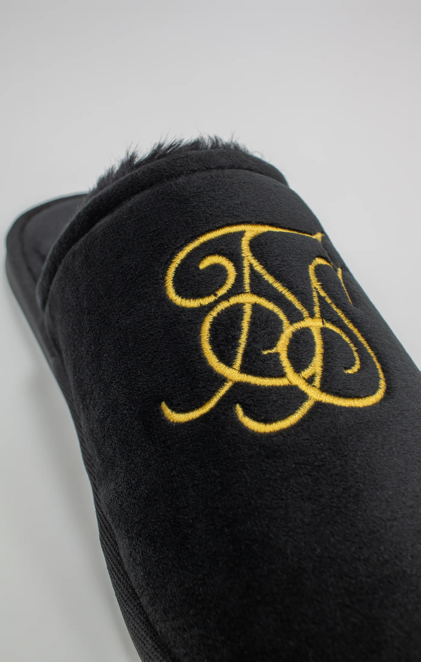 Black Slipper With Embroidered Logo - Image 2