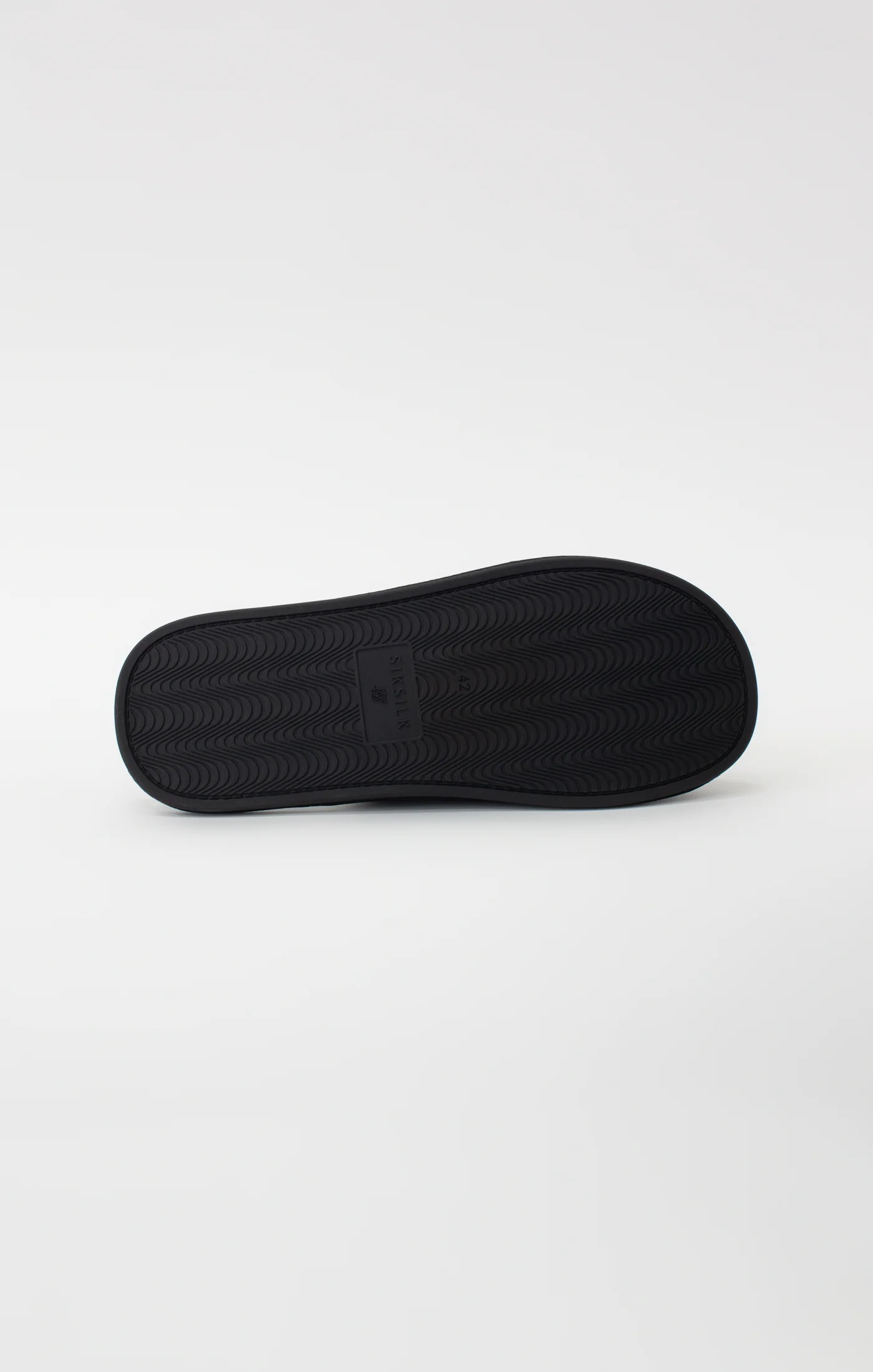 Black Slipper With Embroidered Logo - Image 4