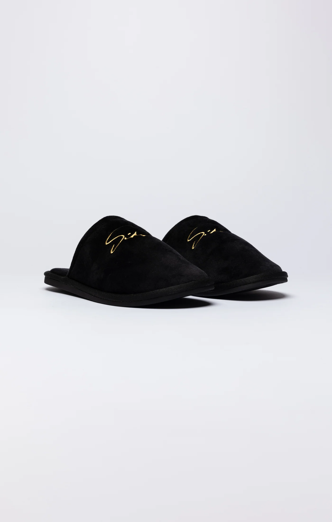 Black Slipper With Embroidered Logo - Image 3