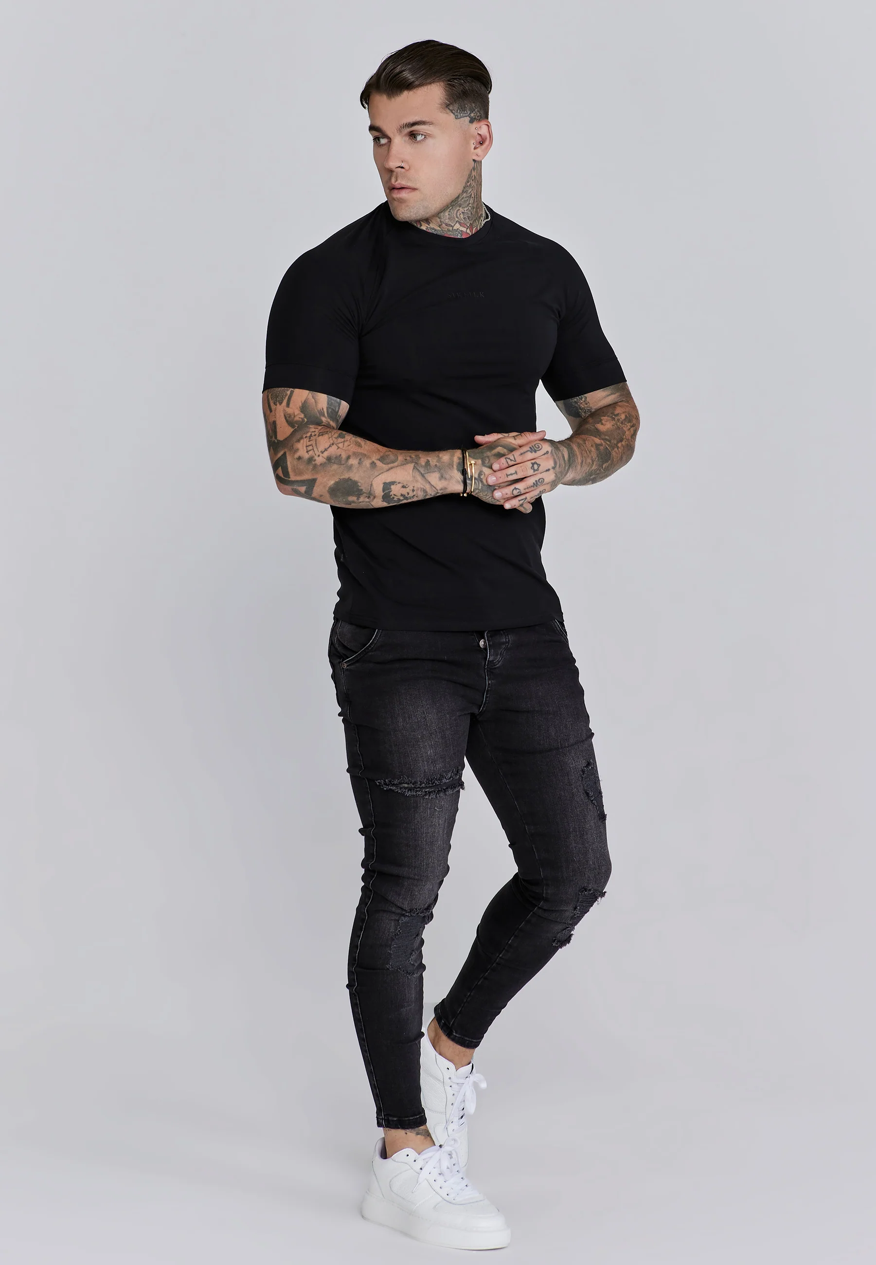 Black Smart T-Shirt - Image 4