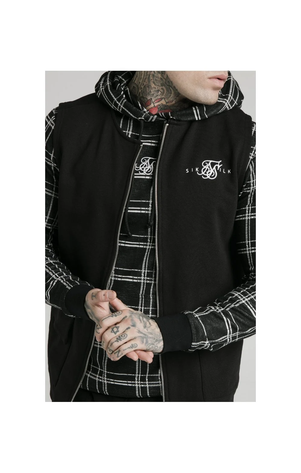 SikSilk Smart Wear Vest - Black - Image 2