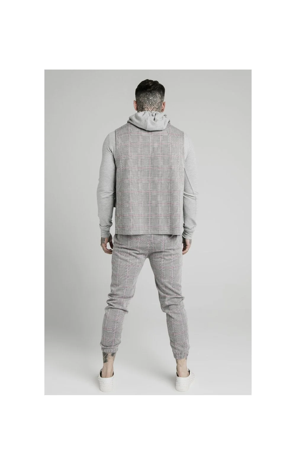SikSilk Smart Wear Vest - Grey & Pink - Image 6