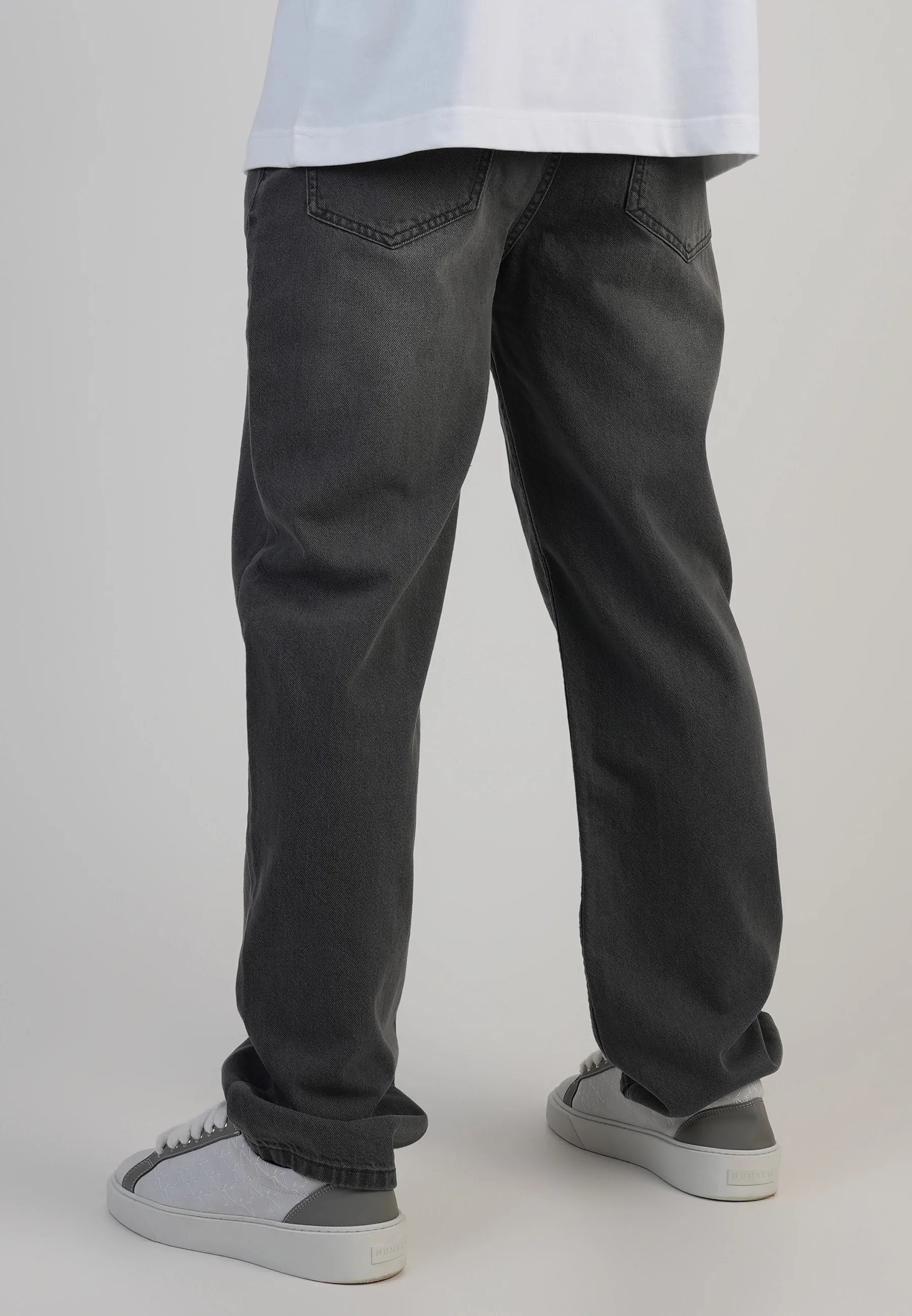 Straight Fit Jeans Washed Mid Grey - Image 3